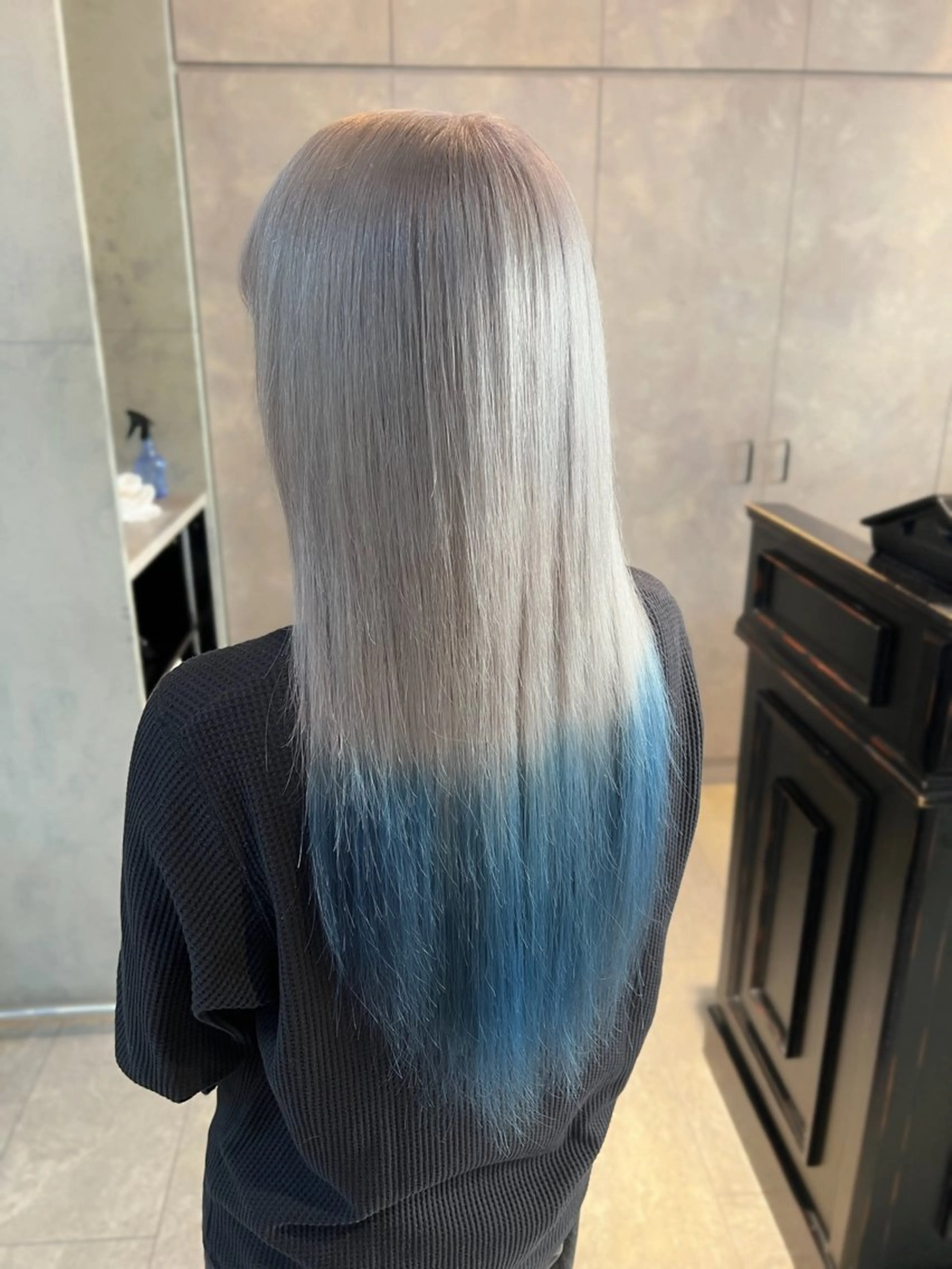 ロング カラー 🎀ハイトーン・艶 カラー HANA🎀のヘアスタイル