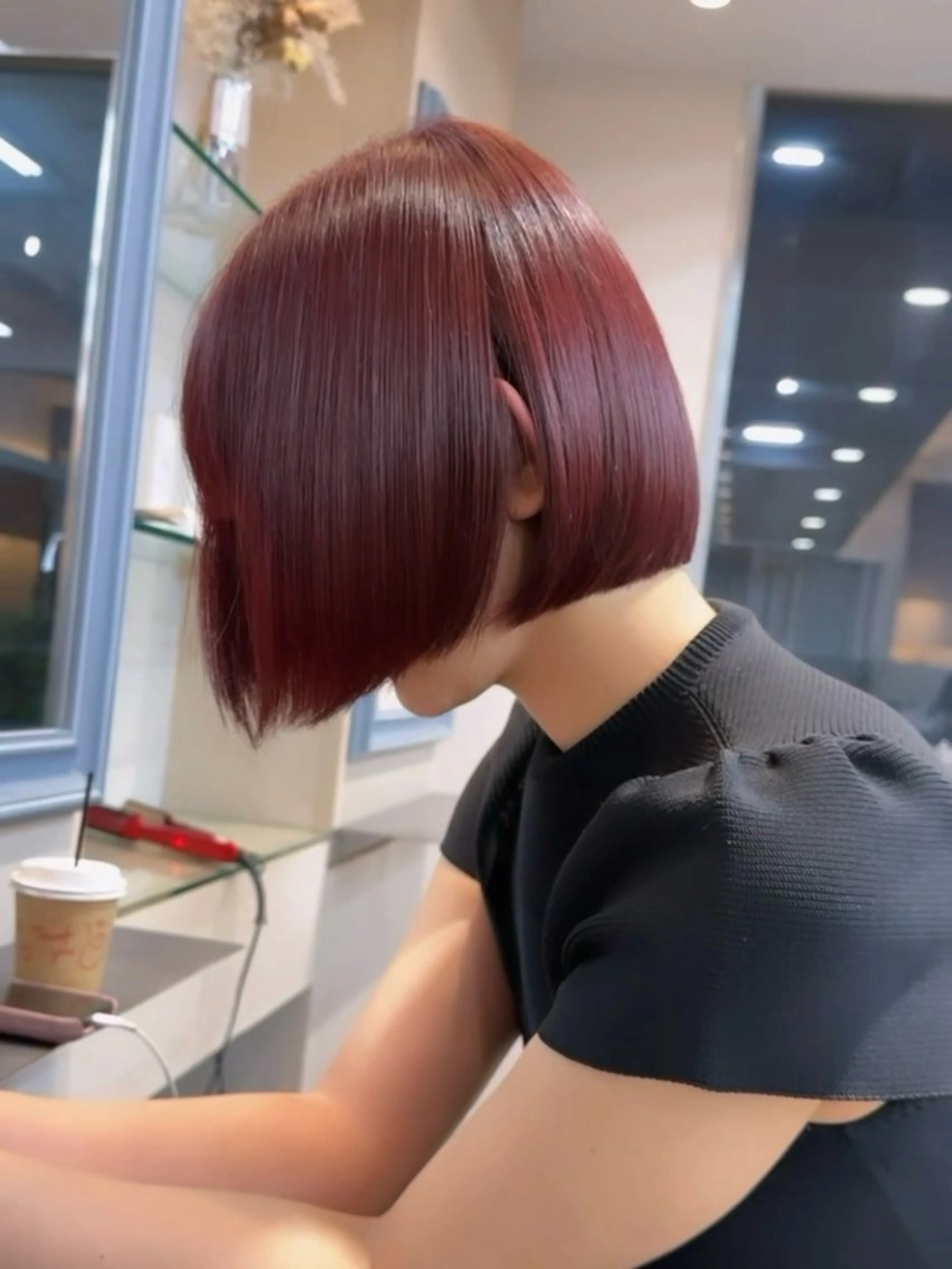 ショート カラー ボブ 渡辺 杏斗龍のヘアスタイル