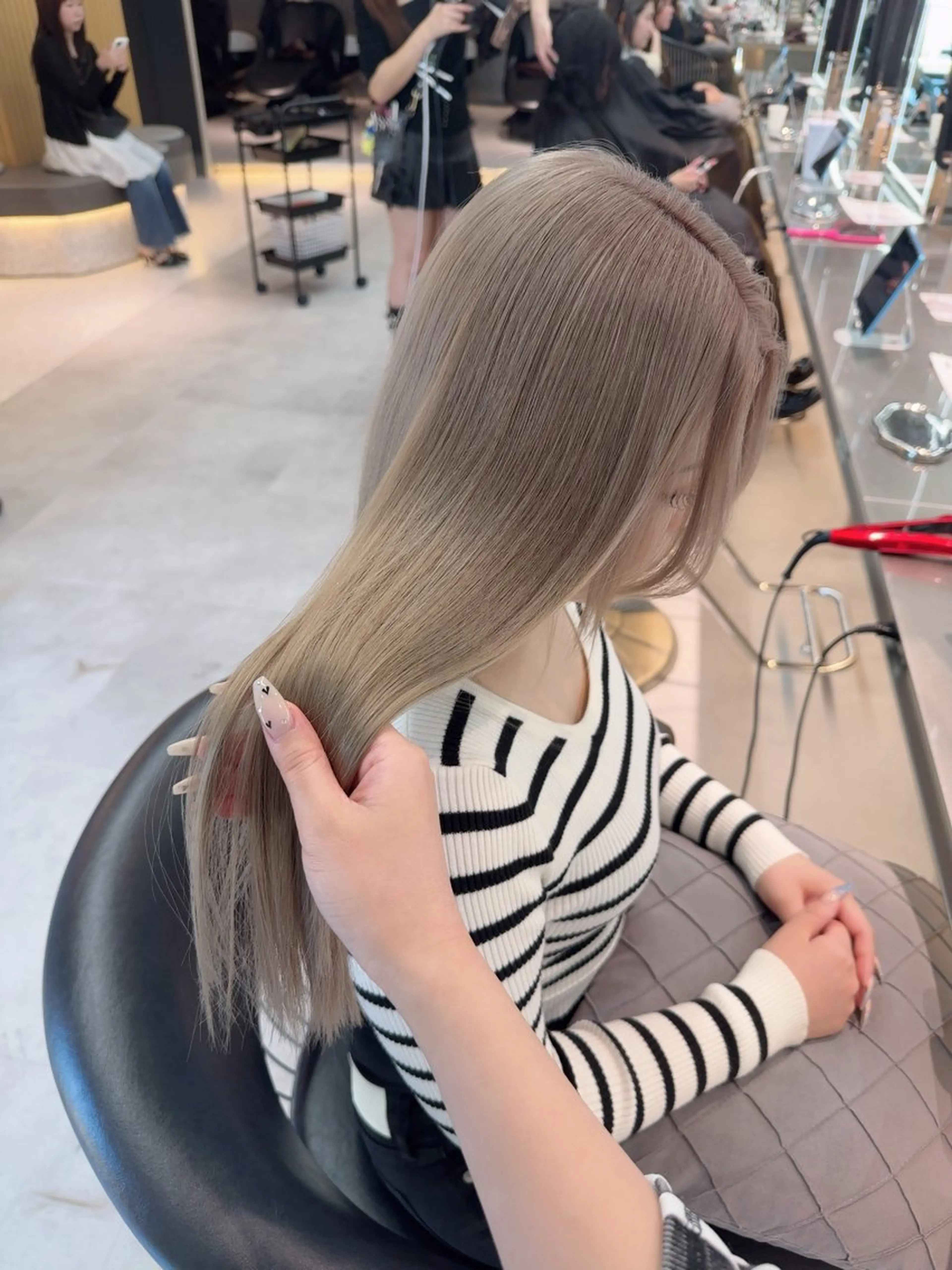 ロング カラー ヘアカラー トリートメント ARIA💎縮毛矯正 ブリーチ💎複雑履歴のヘアスタイル