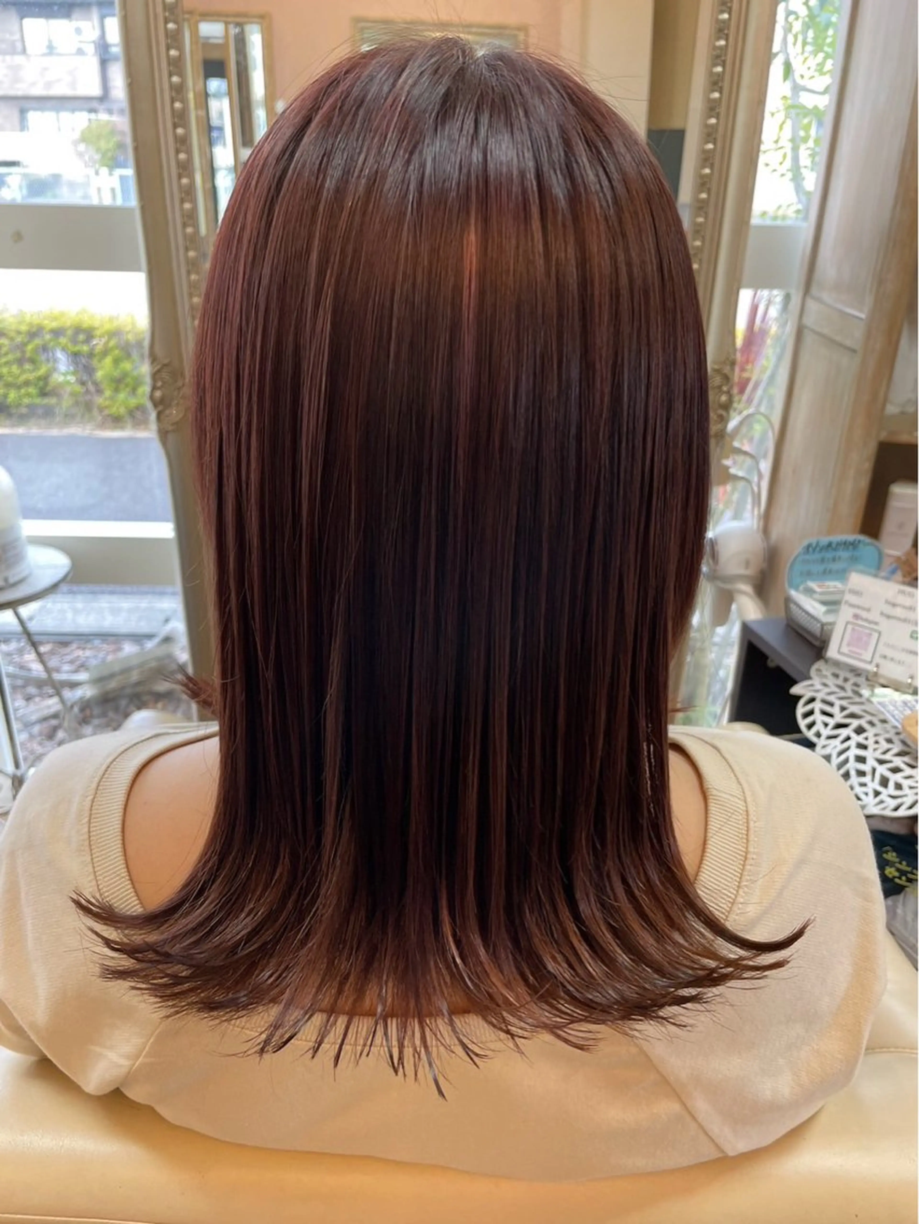 セミロング カラー Ichiyanagi Ayanaのヘアスタイル