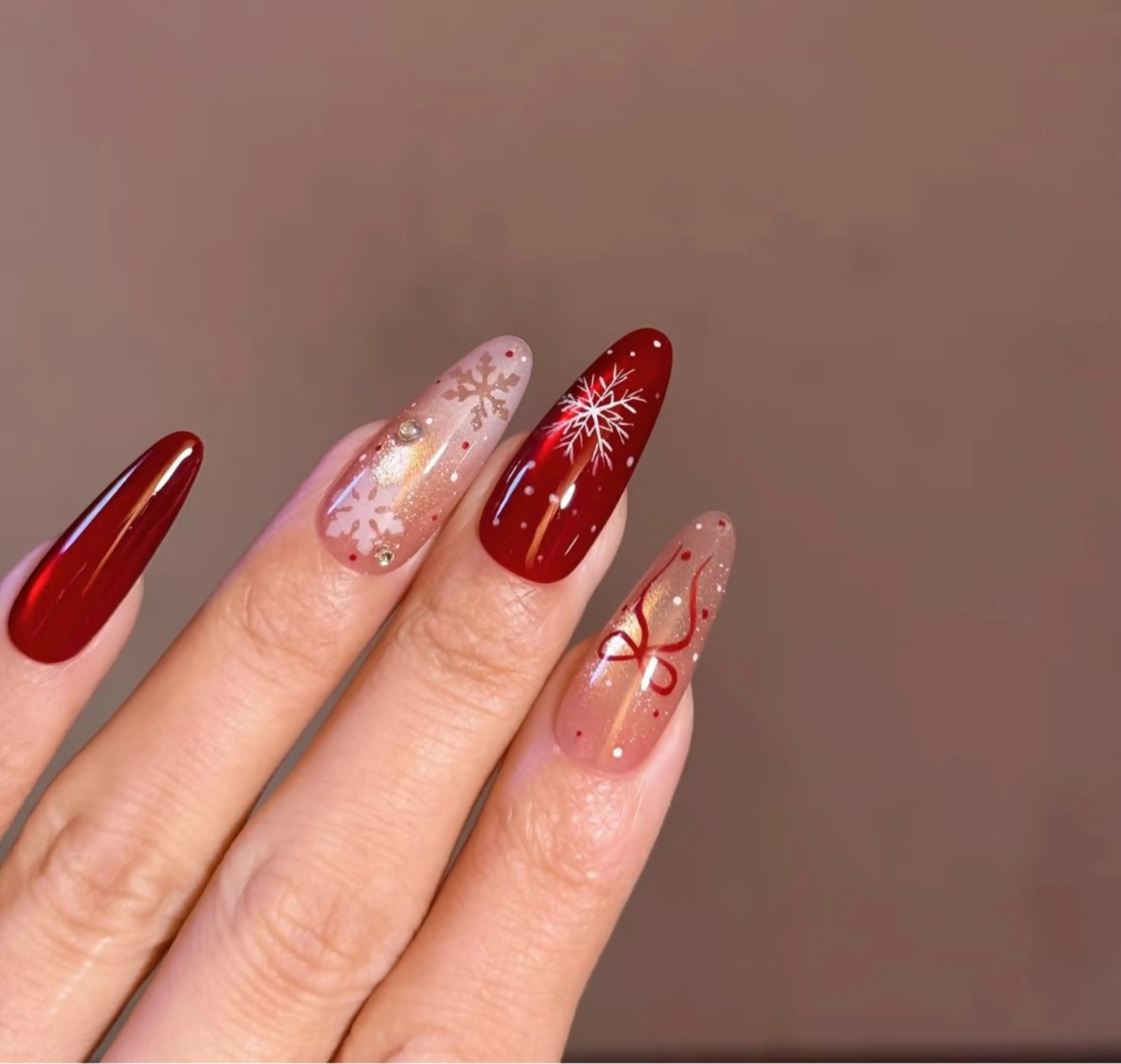 ネイル ハンドネイル Yuri ユリのネイルデザイン