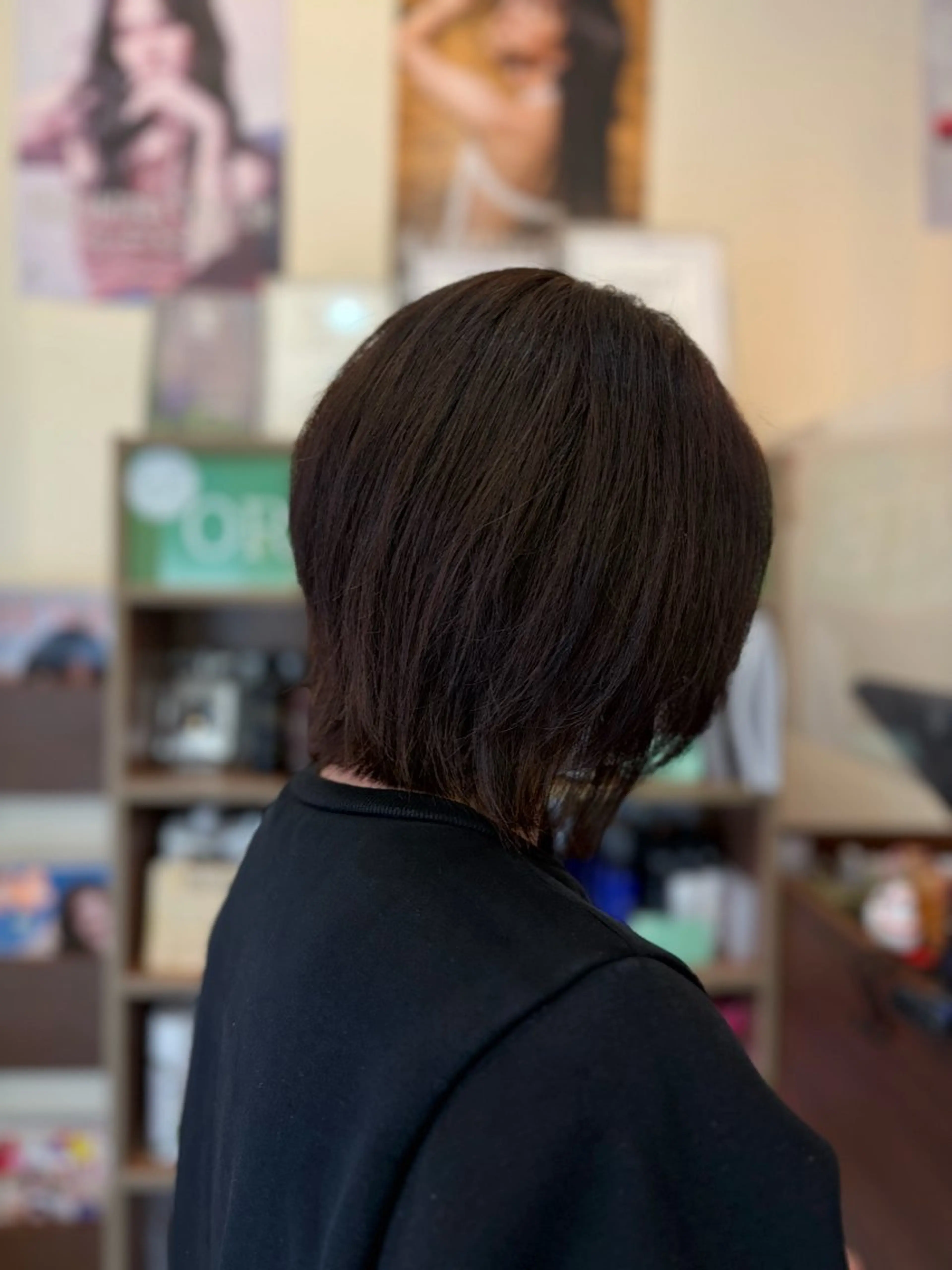 ミディアム カラー レイヤーカット カット ヘアカラー トリートメント Aphrodite 横手 亜紀のヘアスタイル