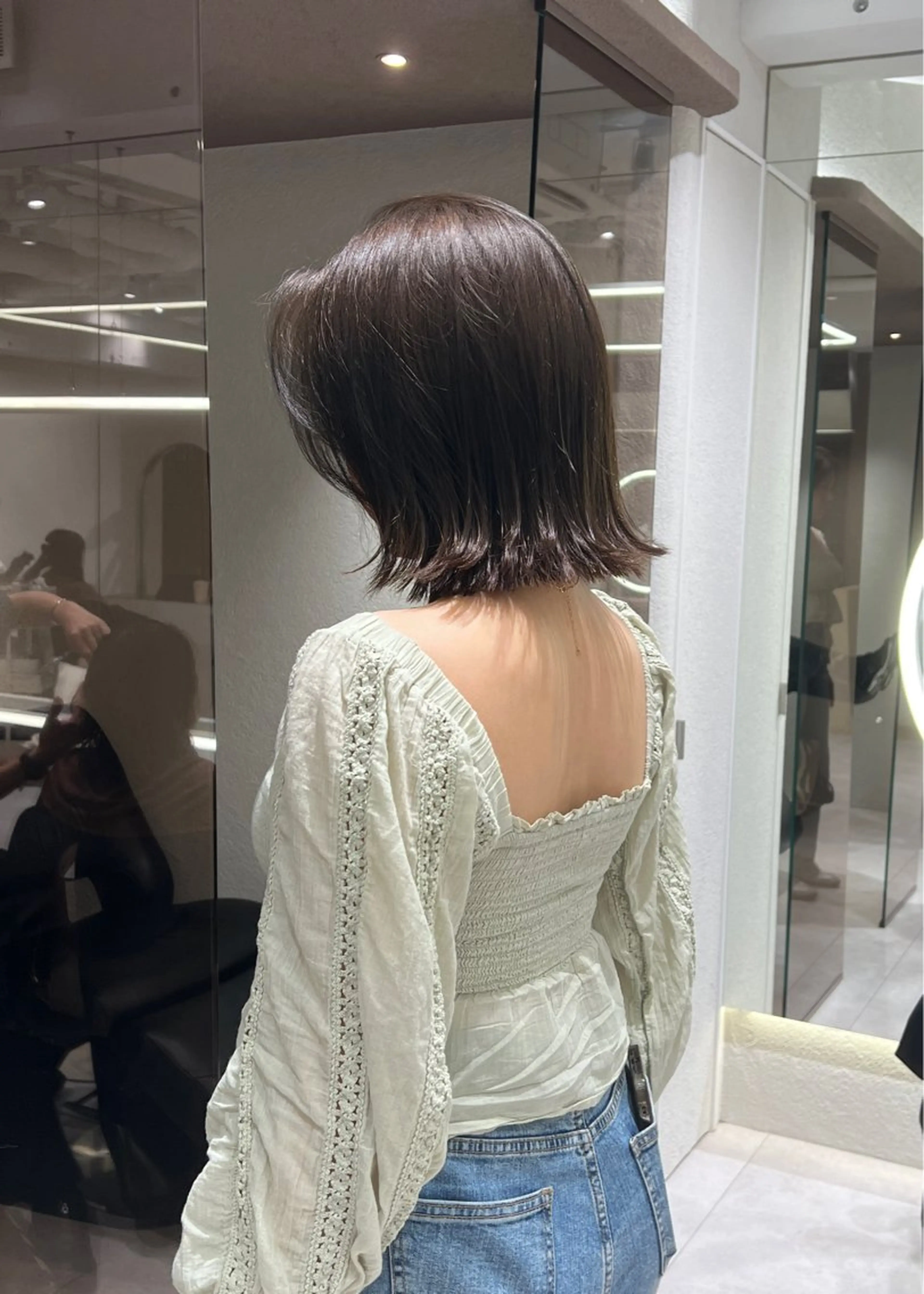 ショート ボブ カット ヘアカラー rino🤍 恵比寿レイヤーカットのヘアスタイル