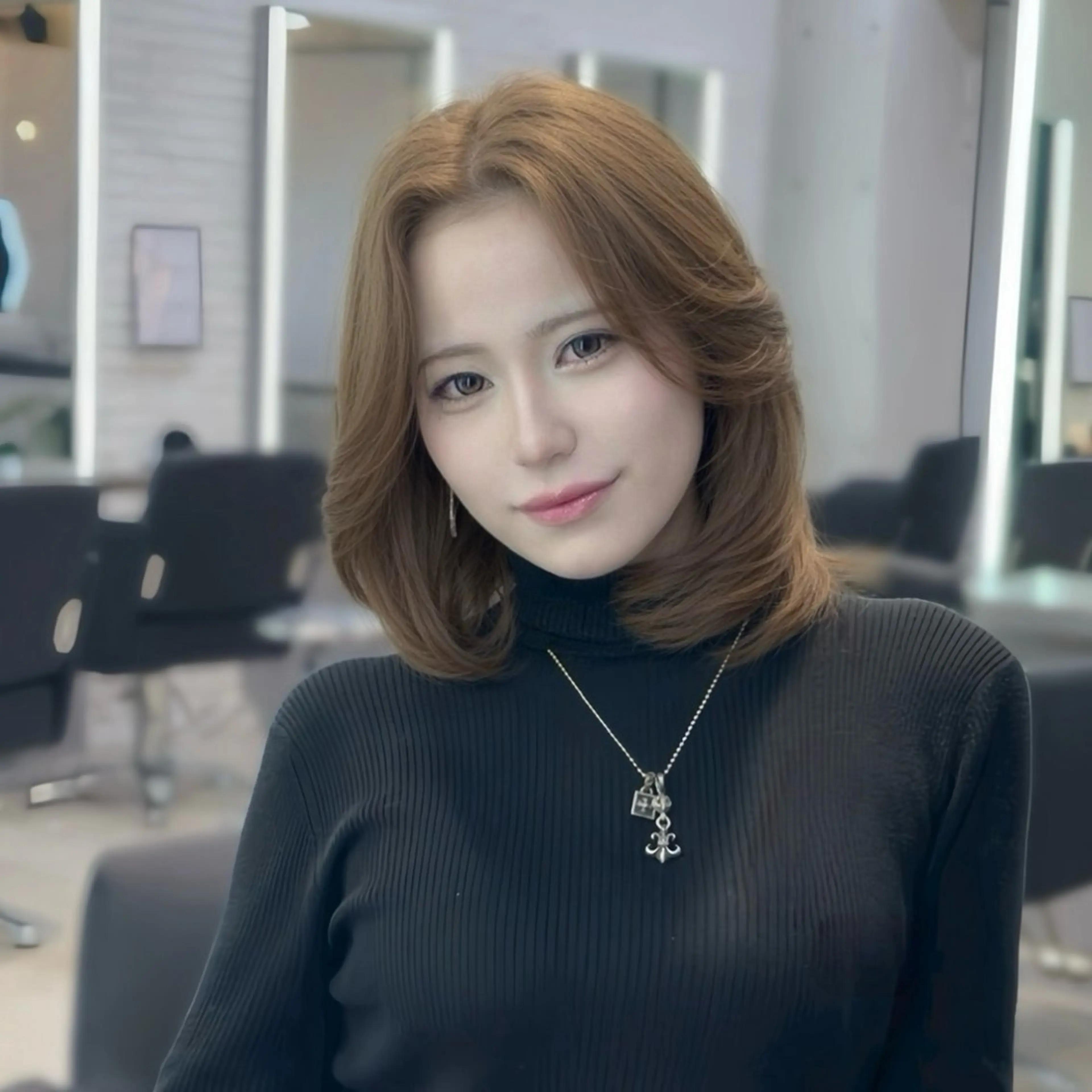 ミディアム レイヤーカット カット ヘアカラー 韓国ヘア/レイヤー/ 透明感カラー/SHUのヘアスタイル