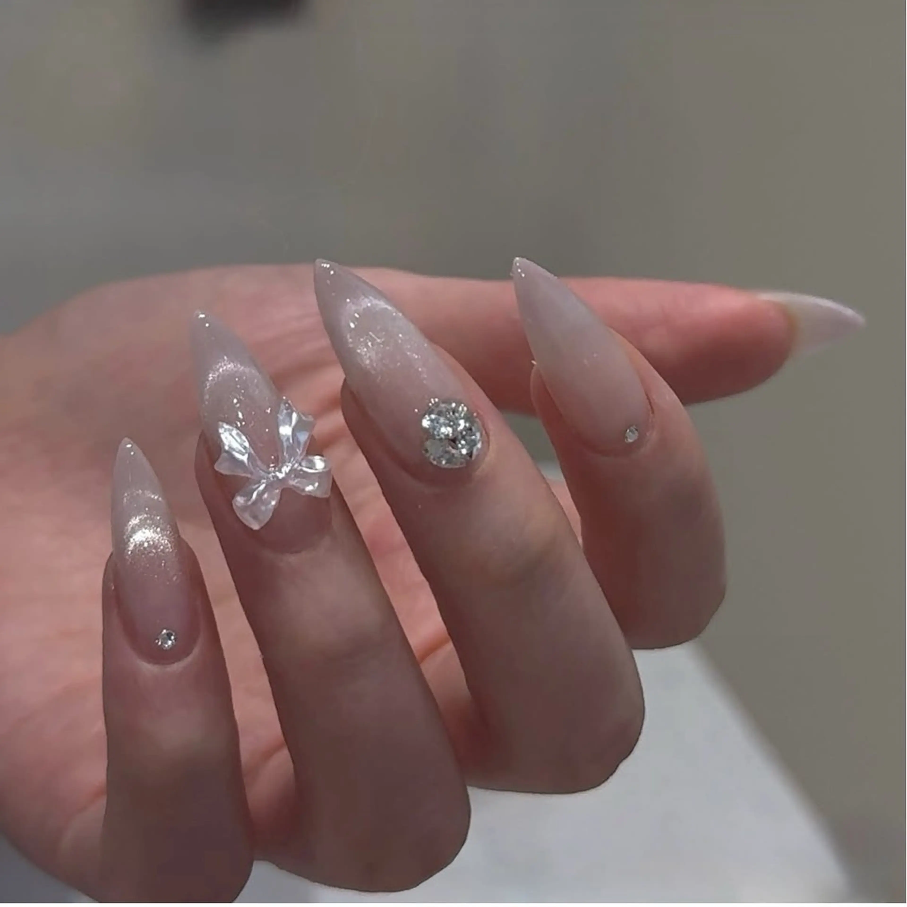 ネイル アートネイル ジェルネイル ガーリー キラキラネイル Nihonthy Nail 新宿のネイルデザイン