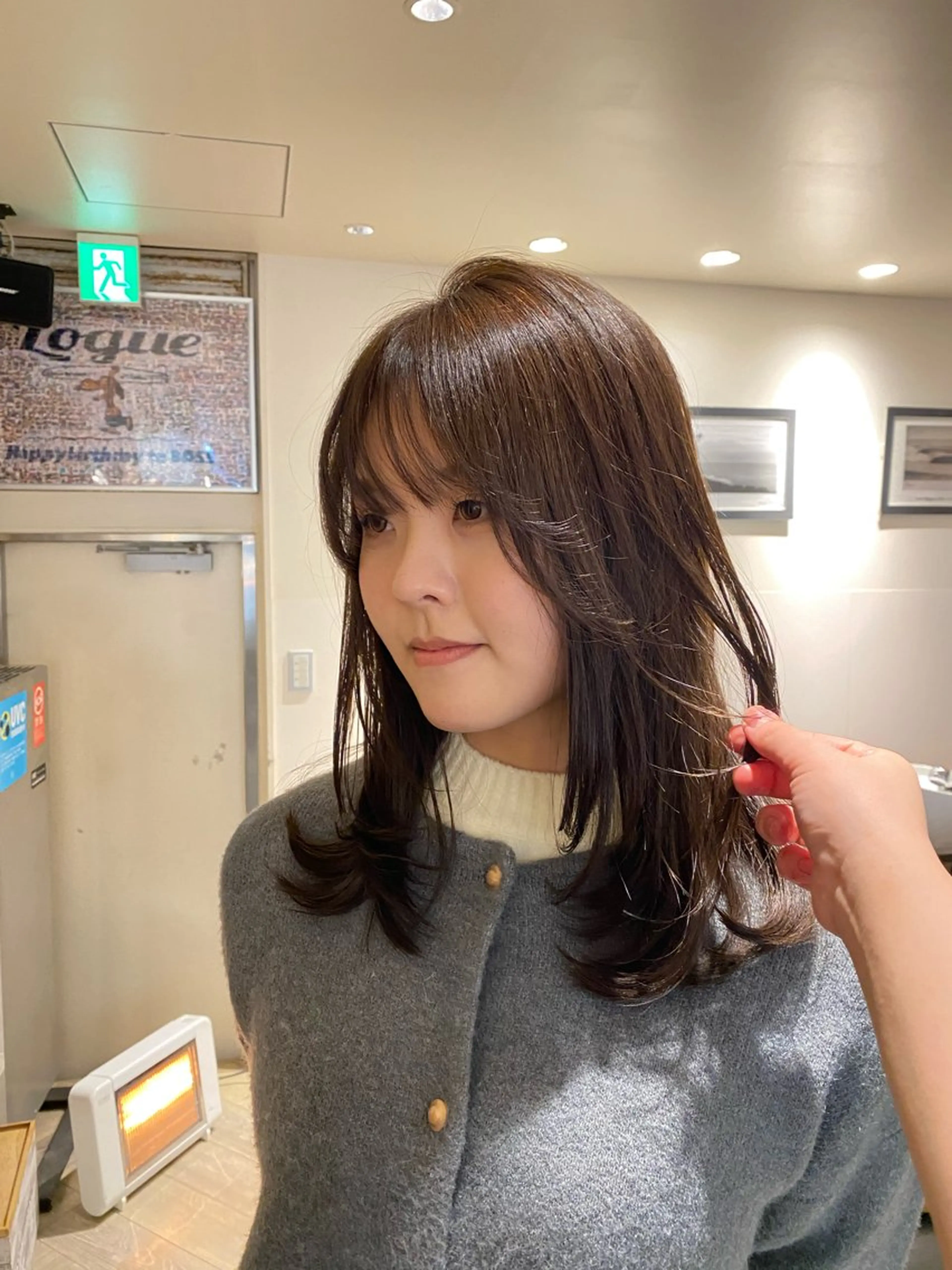 セミロング カラー カット ヘアカラー ナチュラルヘア🫧 ナナミのヘアスタイル