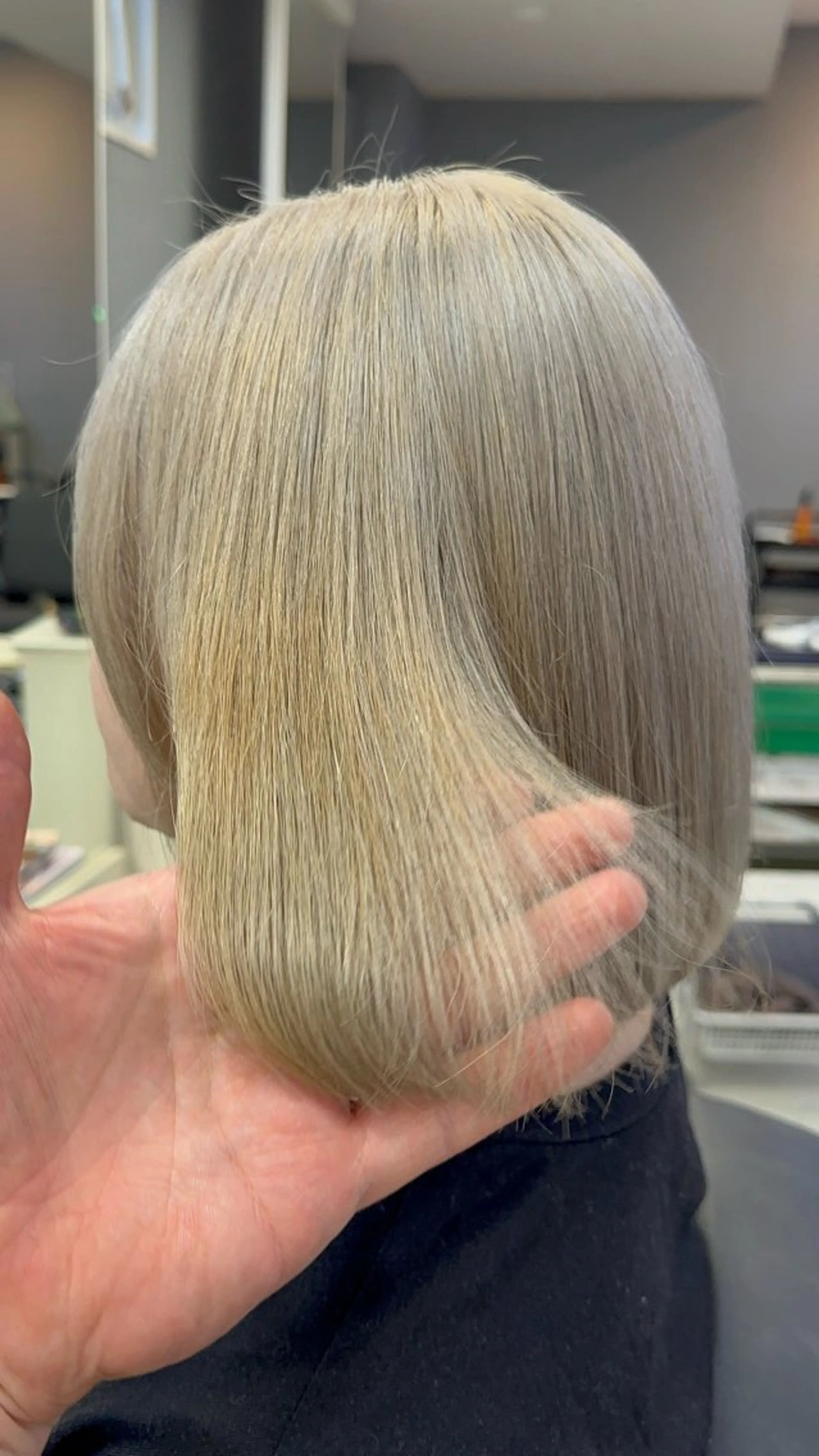 ミディアム カラー パーマ ヘアアレンジ メンズ ヘアカラー ❤️可愛いハイトーン を造る❤️AKIRAのヘアスタイル