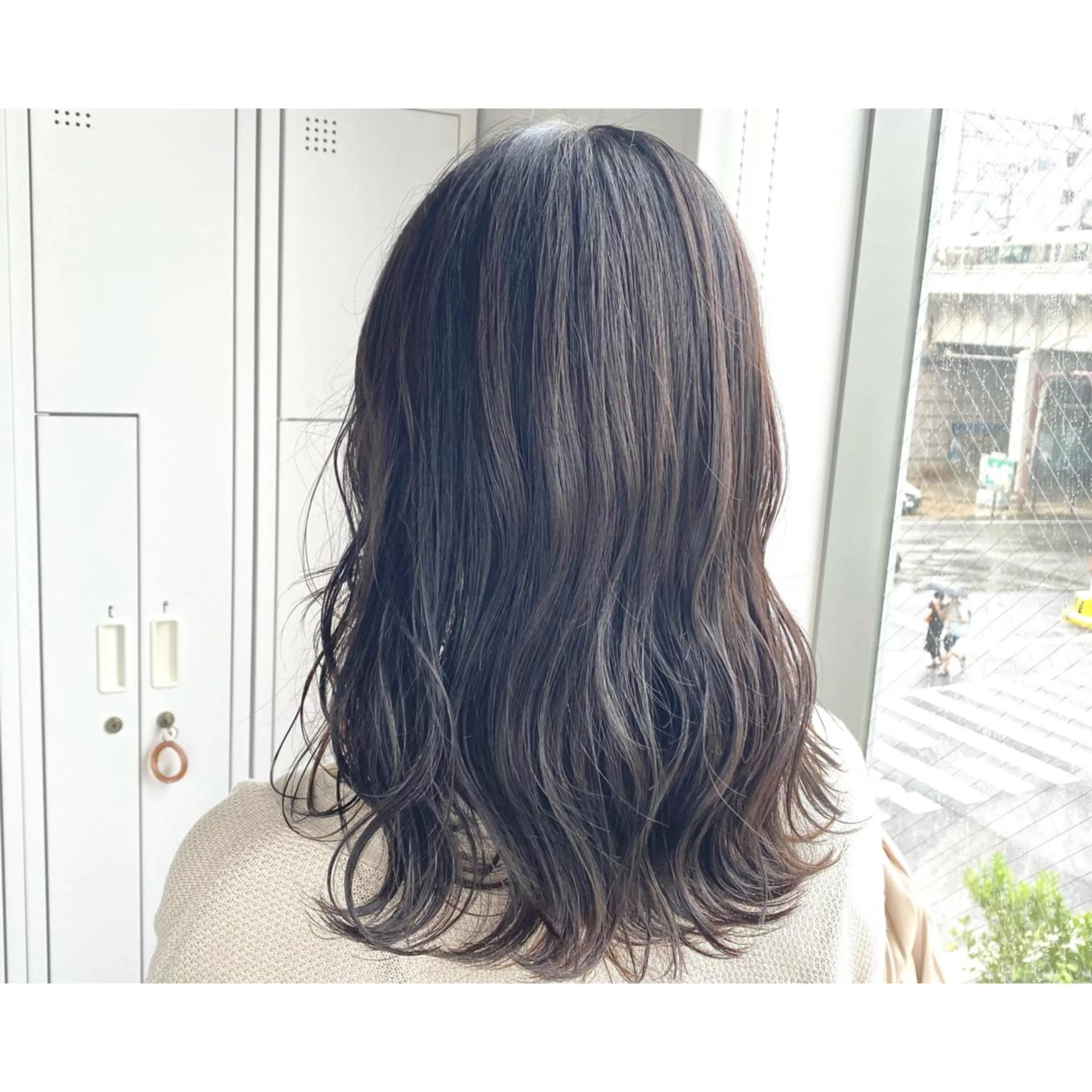 セミロング カット ヘアカラー トリートメント AVANCE.神戸元町所属・ERI ☆のヘアスタイル