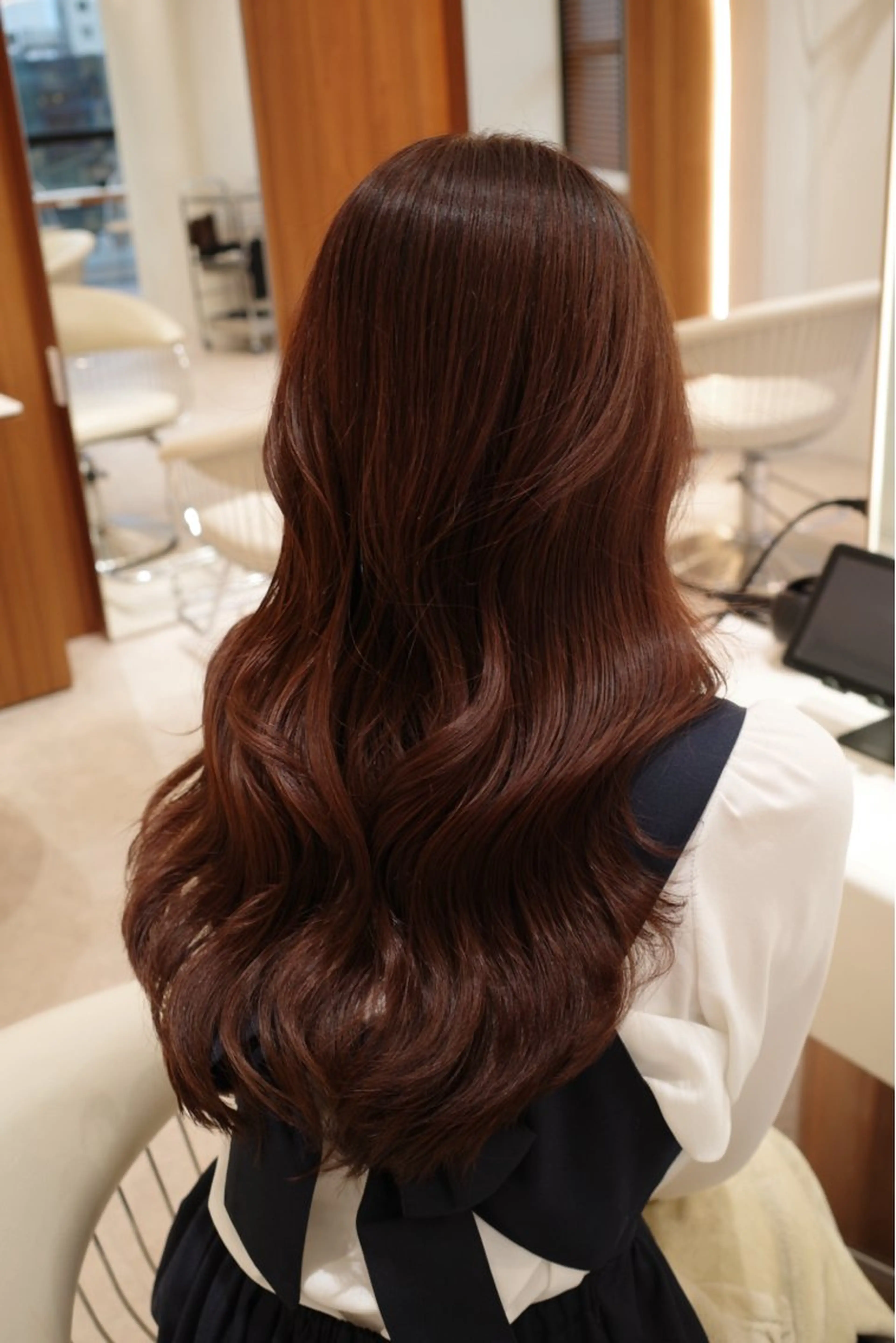 ロング カラー ブラウンカラー 透明感カラー ピンクカラー ピンクブラウン ヘアカラー トリートメント 韓国レイヤー🇰🇷 韓国研修◎渋谷カイトのヘアスタイル