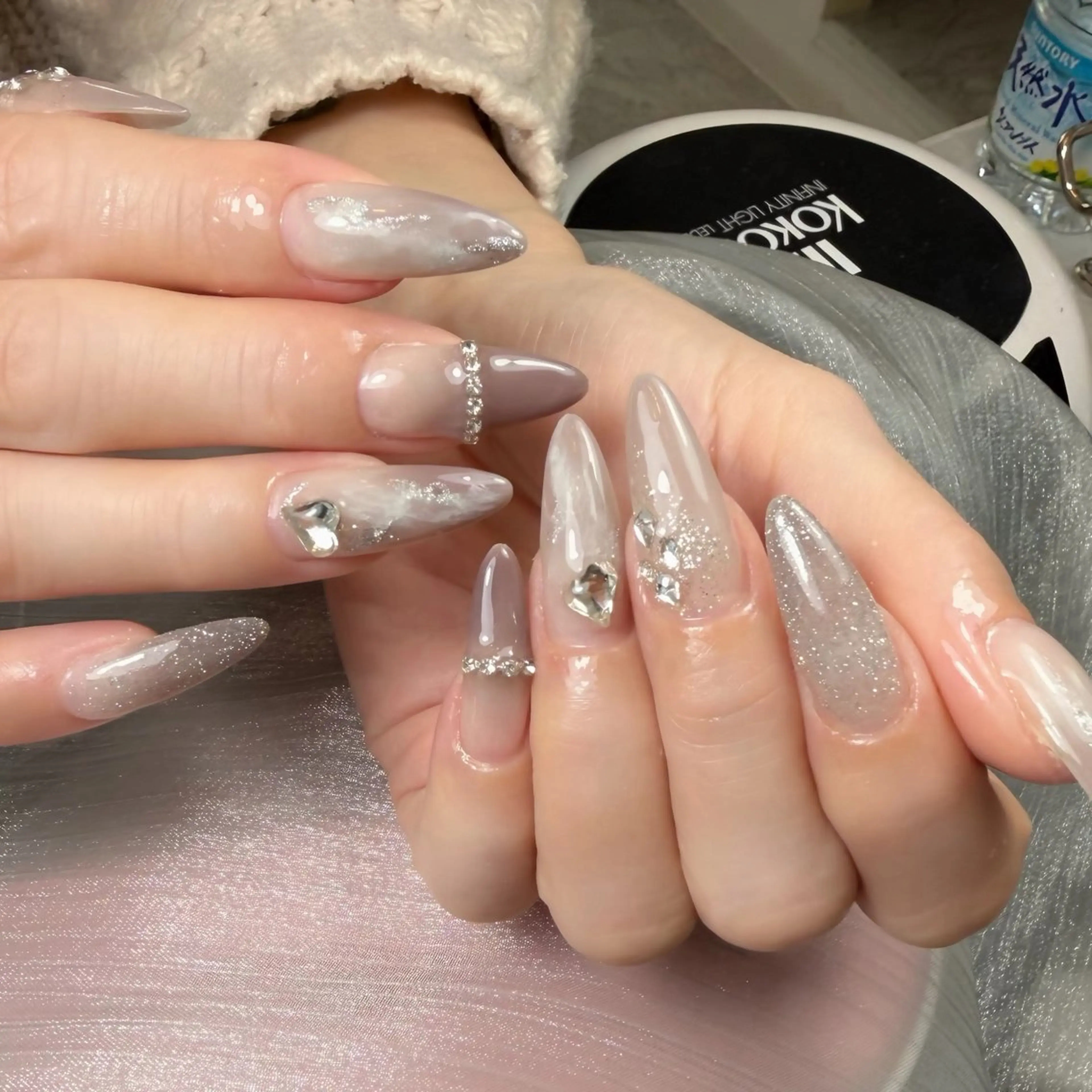 ネイル チークネイル フレンチネイル グラデーション キラキラネイル 韓国ネイル ハンドネイル HIKARI HANA NAIL所属・HIKARIHANA NAILのネイルデザイン