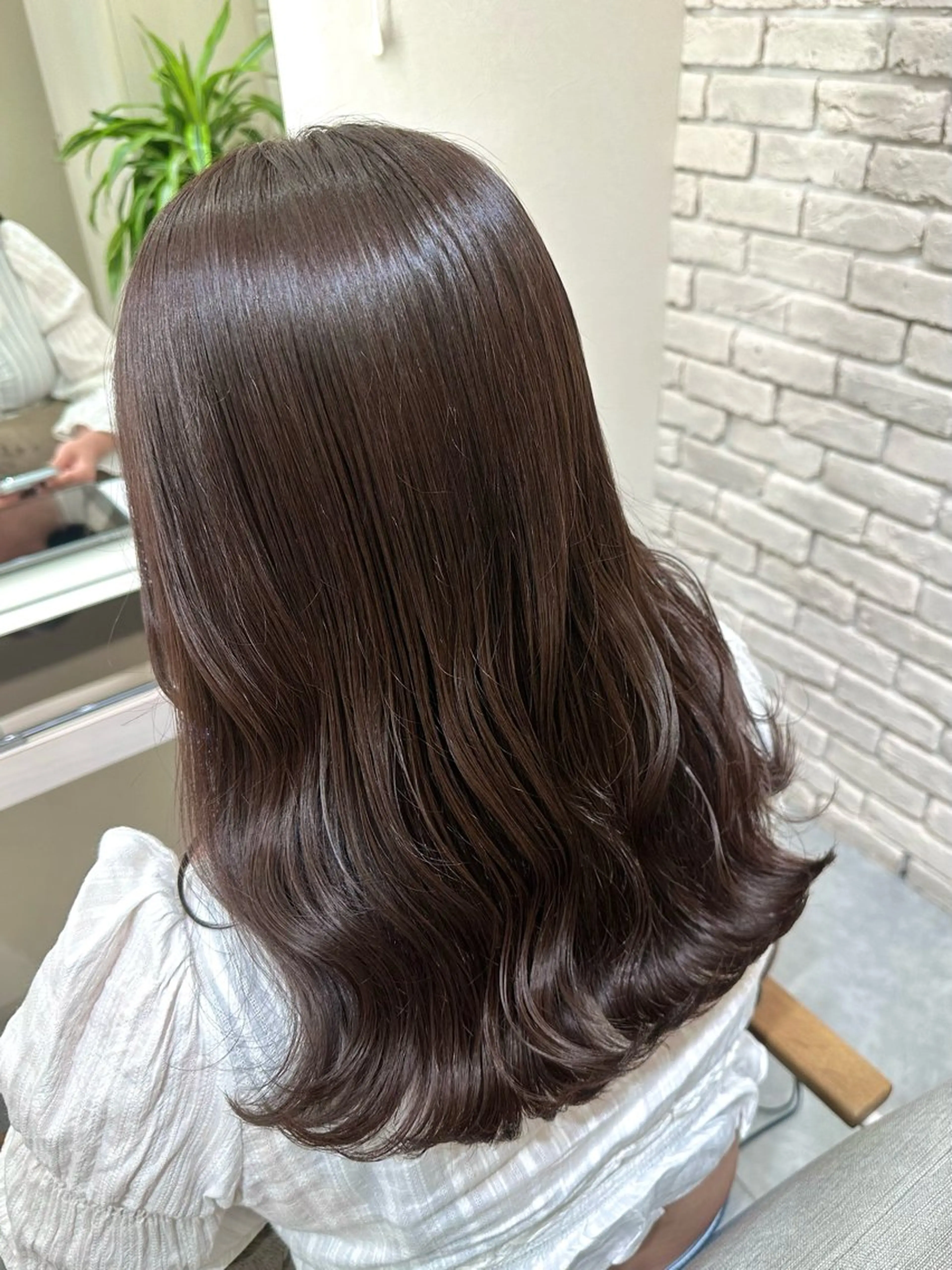 セミロング カット ヘアカラー トリートメント 髪質改善&ヘアケア 永山若奈のヘアスタイル