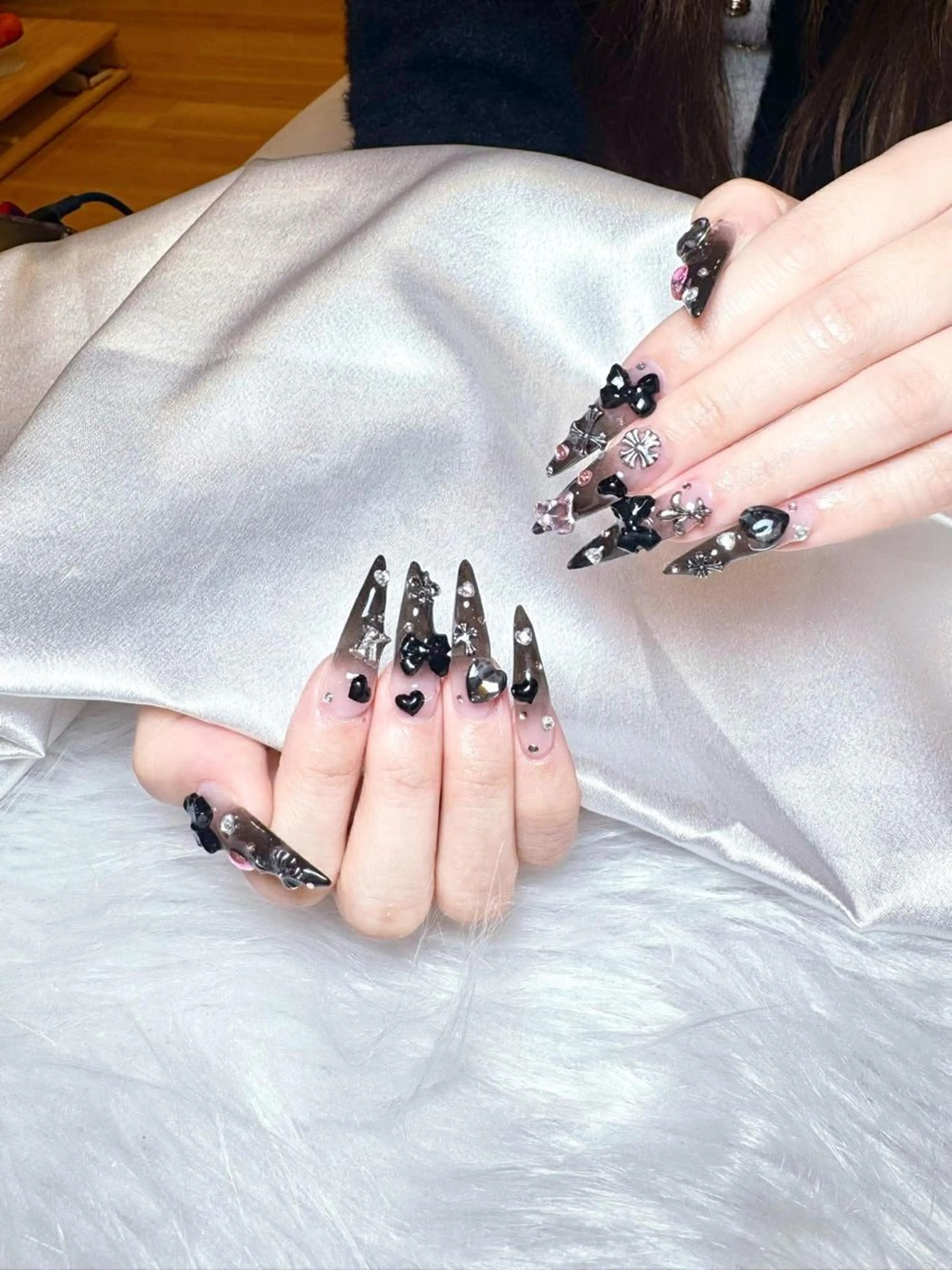 ネイル ハンドネイル Queen Nail Salonのネイルデザイン