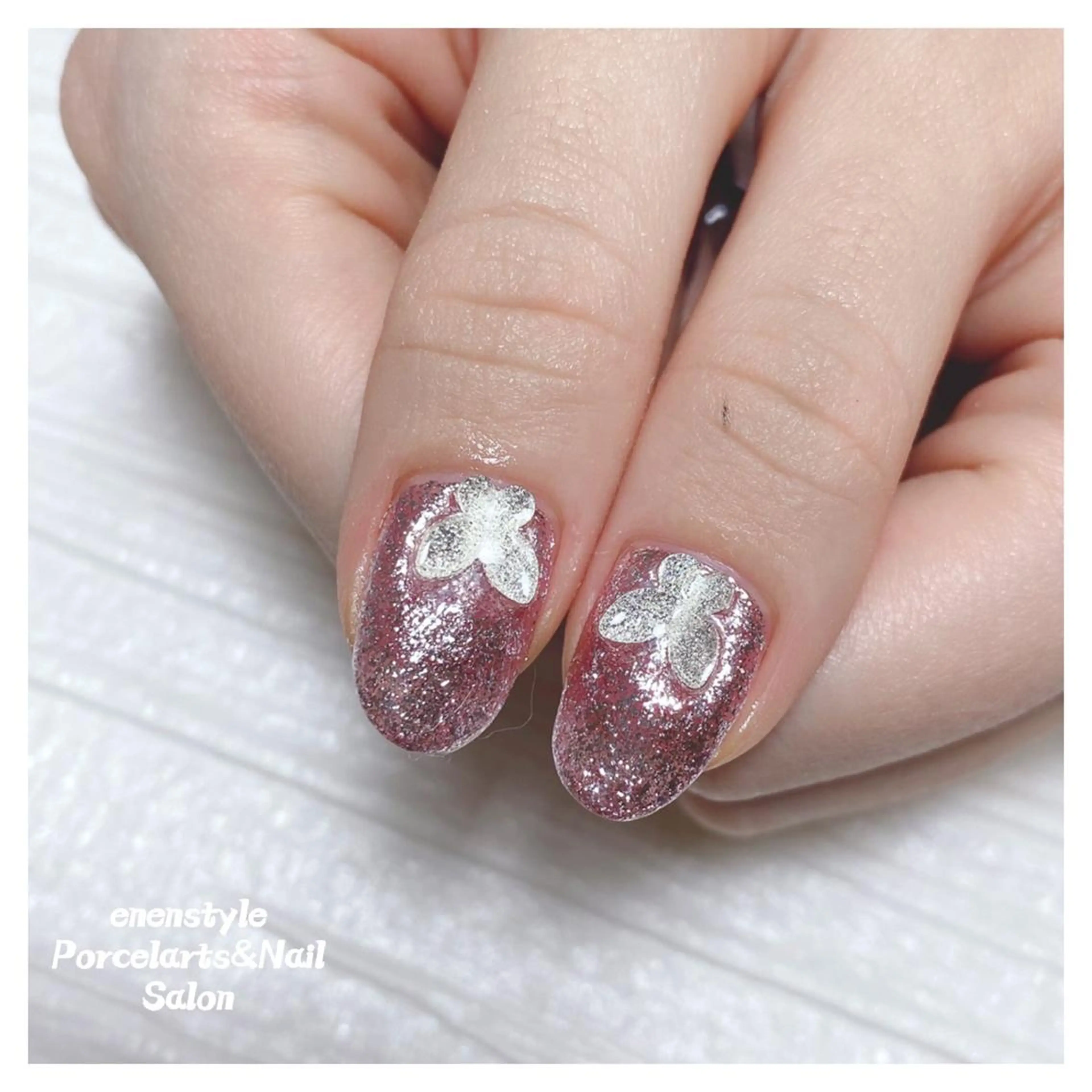 ミディアム ネイル 👑enen style👑のネイルデザイン