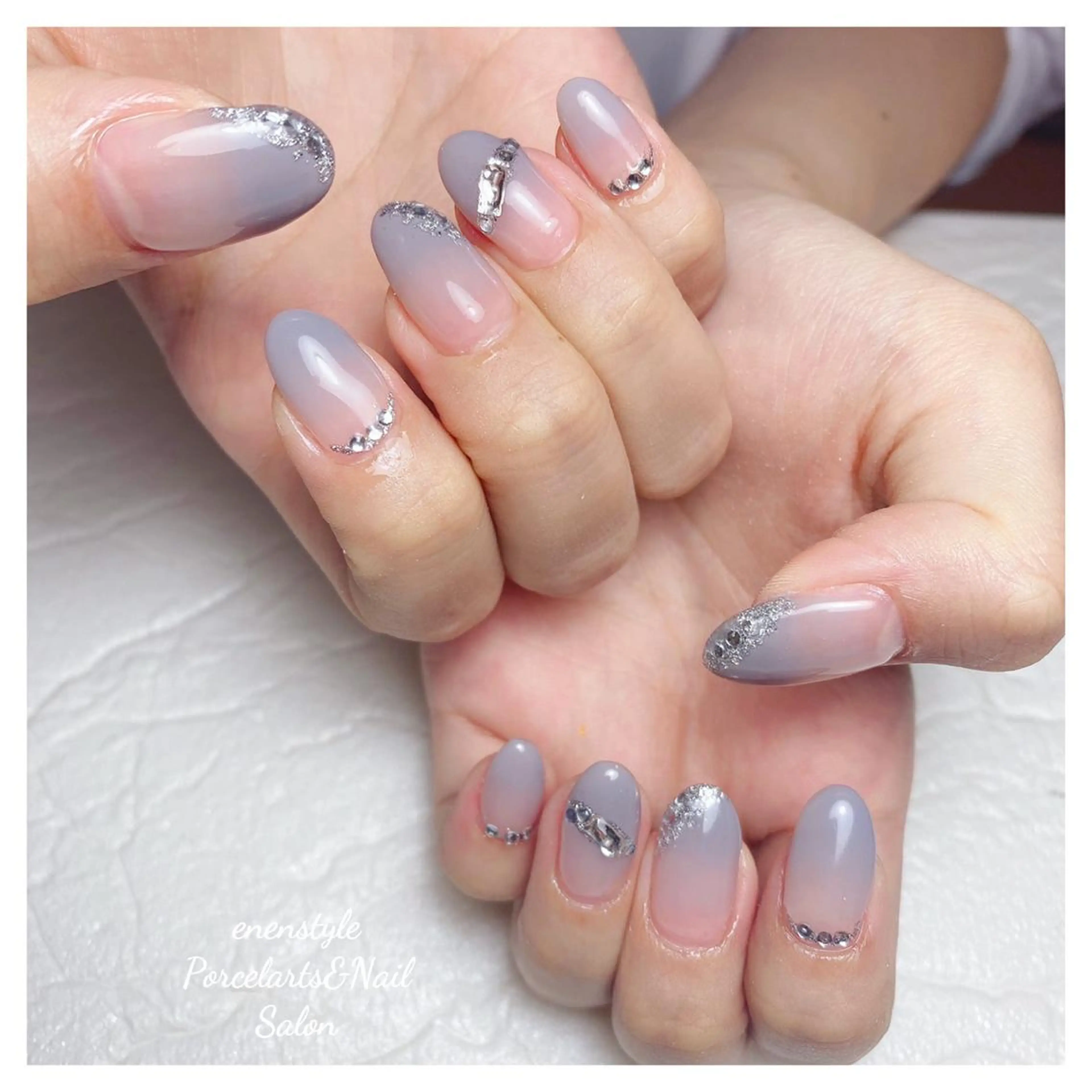 ミディアム ネイル 👑enen style👑のネイルデザイン