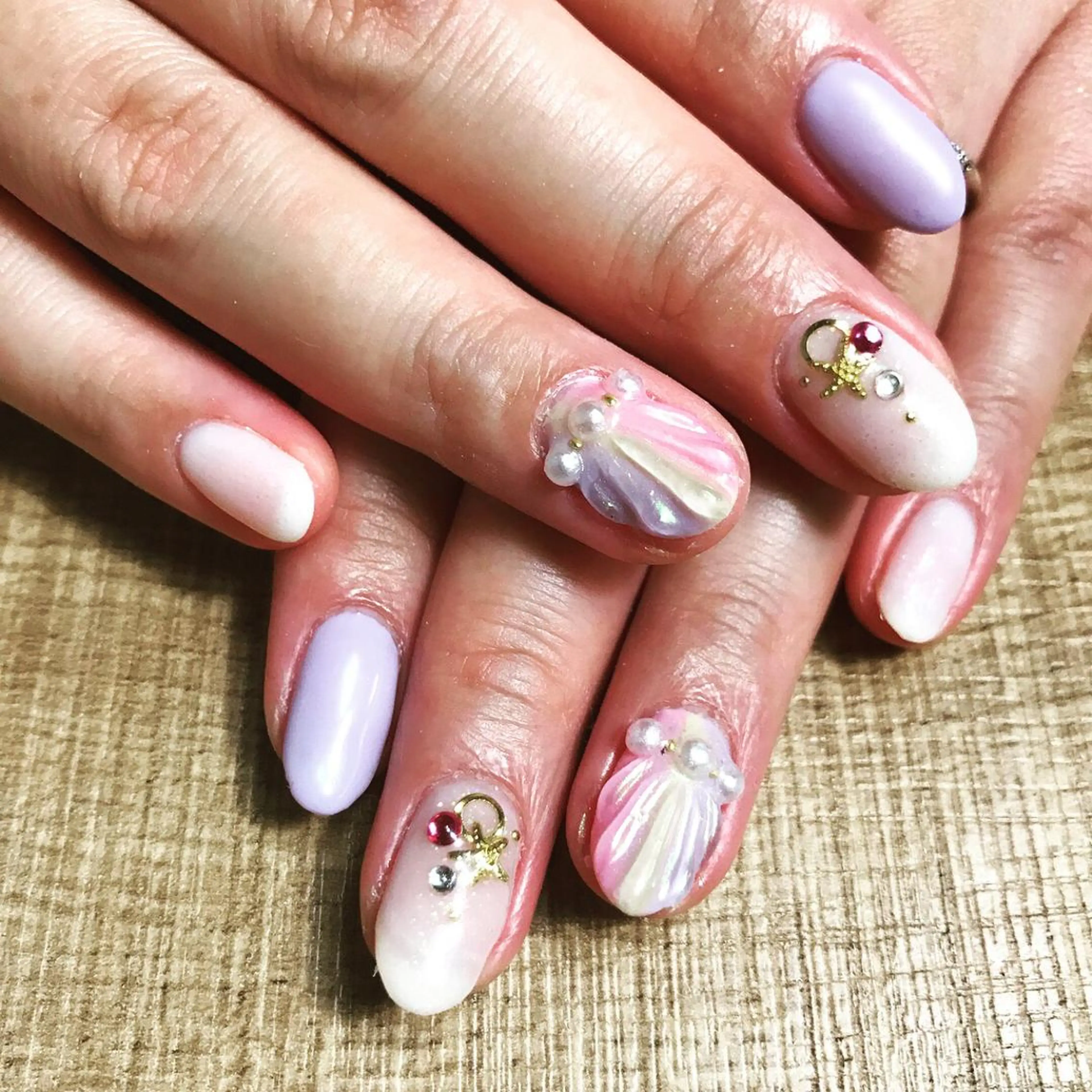 ネイル アートネイル 安藤 Charlotteのネイルデザイン