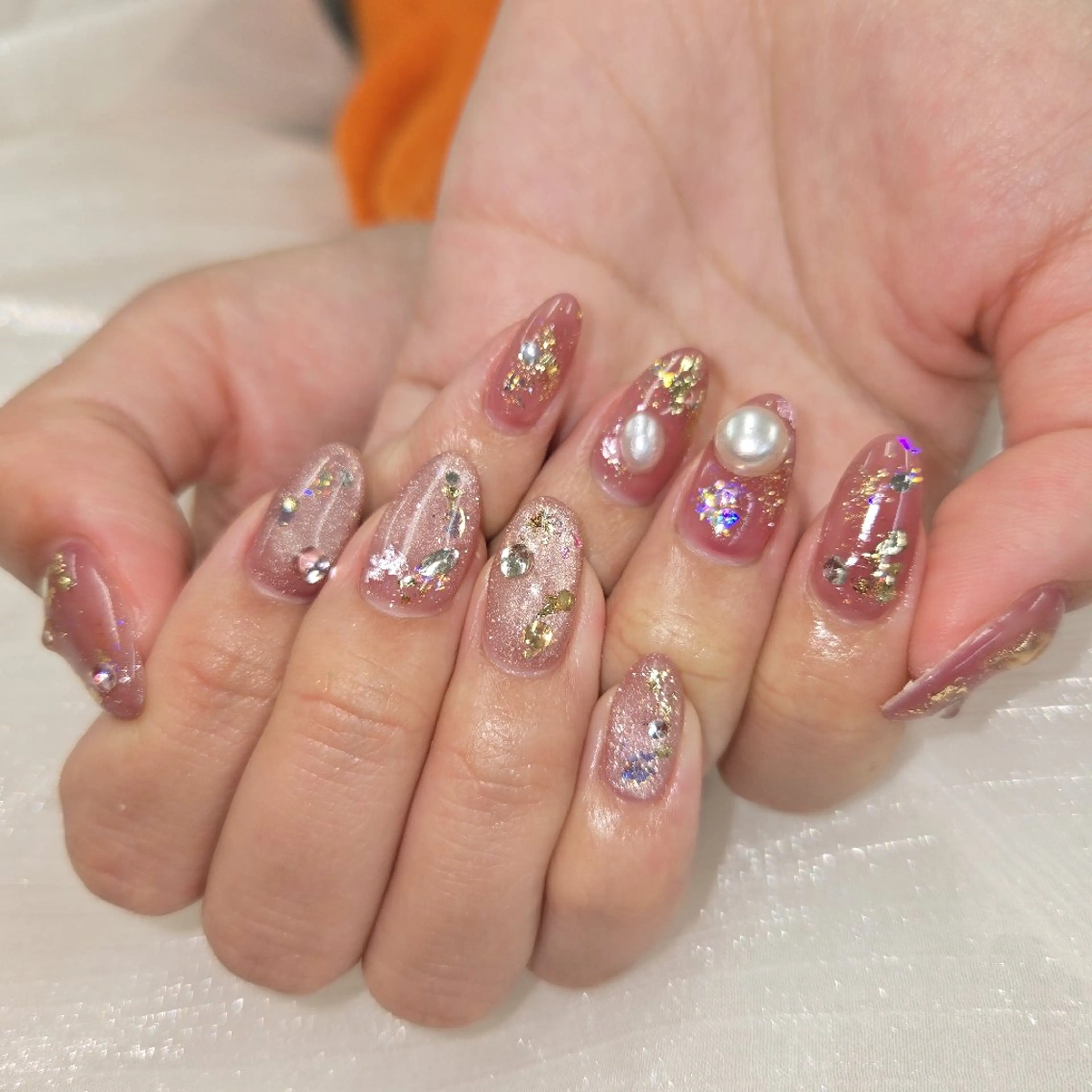 ネイル アートネイル オーロラネイル チークネイル ジェルネイル グラデーション ハンドネイル 河野ちえ (雑誌掲載サロン)のネイルデザイン