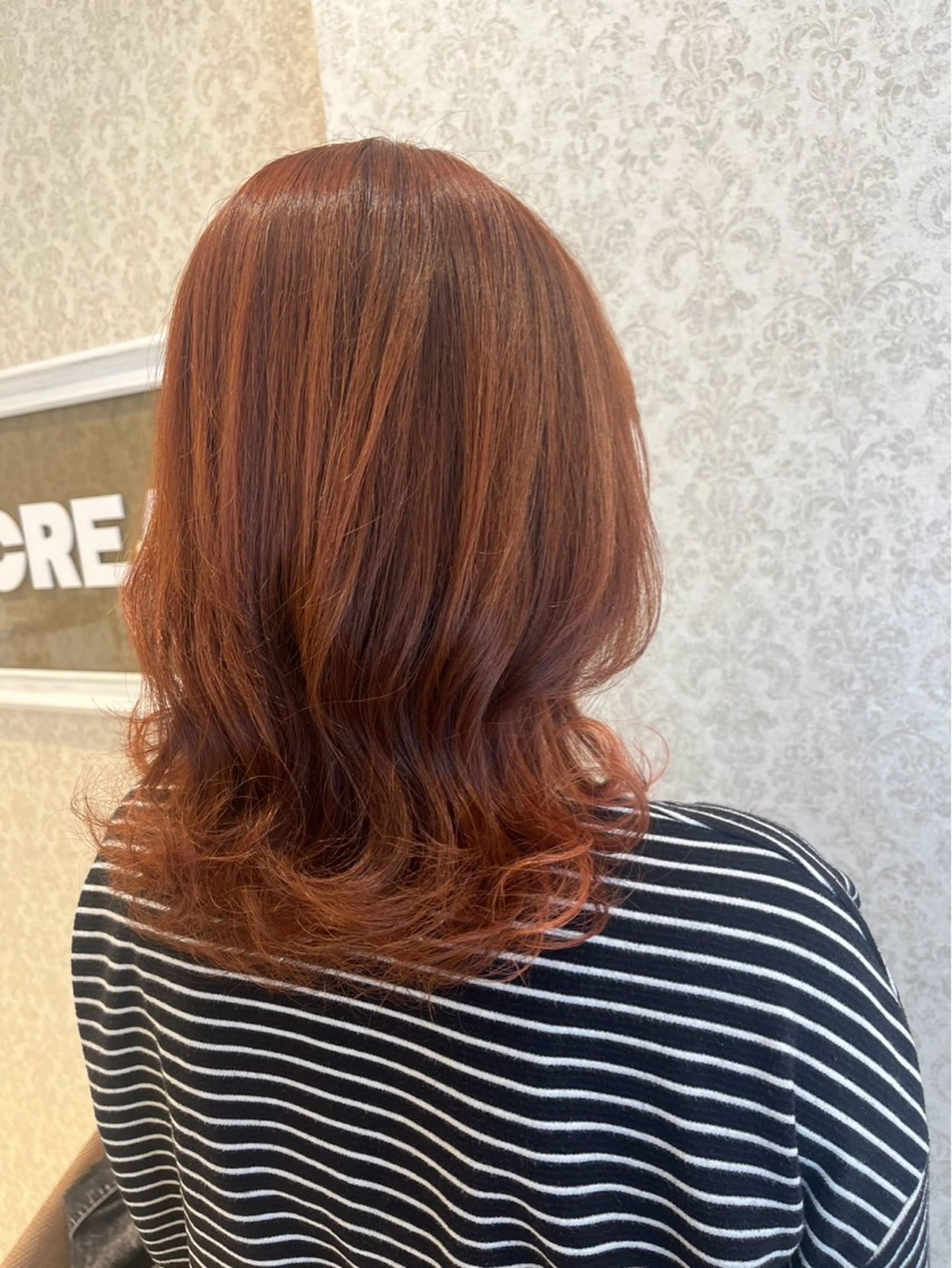 セミロング 本厚木パーマ＆ブリー チMEN'Sショートのヘアスタイル