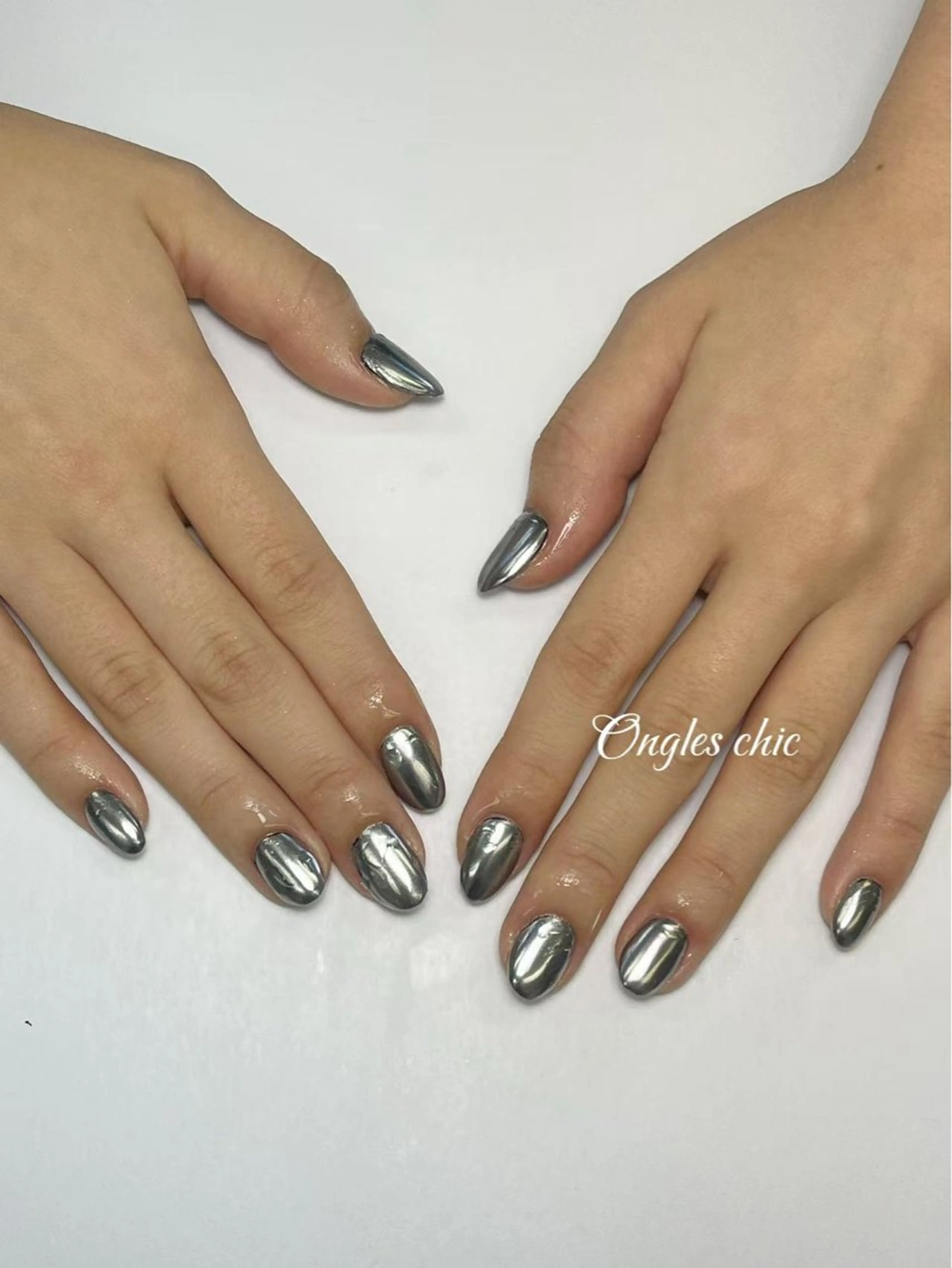 ネイル ハンドネイル ongles chicのネイルデザイン