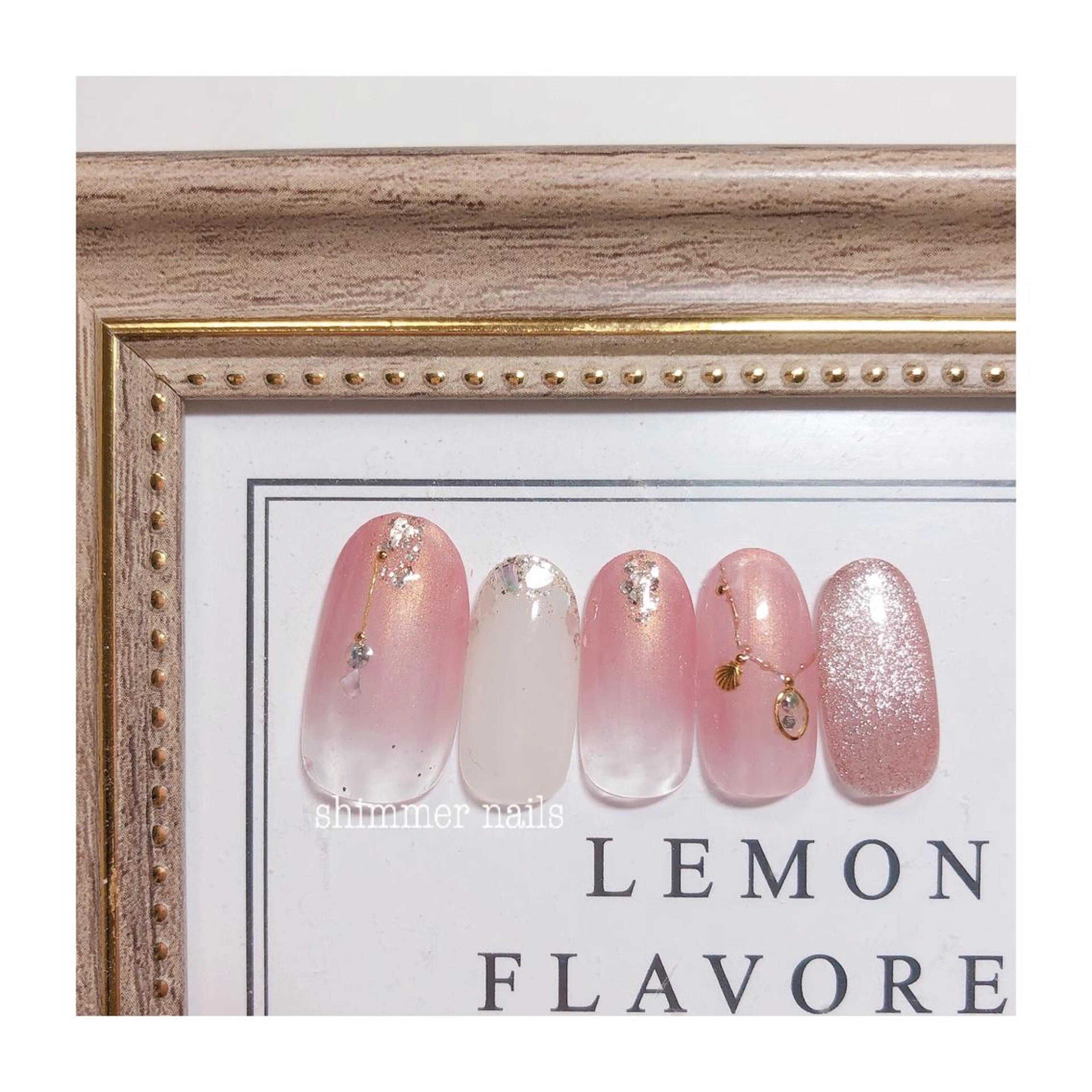 ネイル ゴールド ピンク shimmer nailsのネイルデザイン