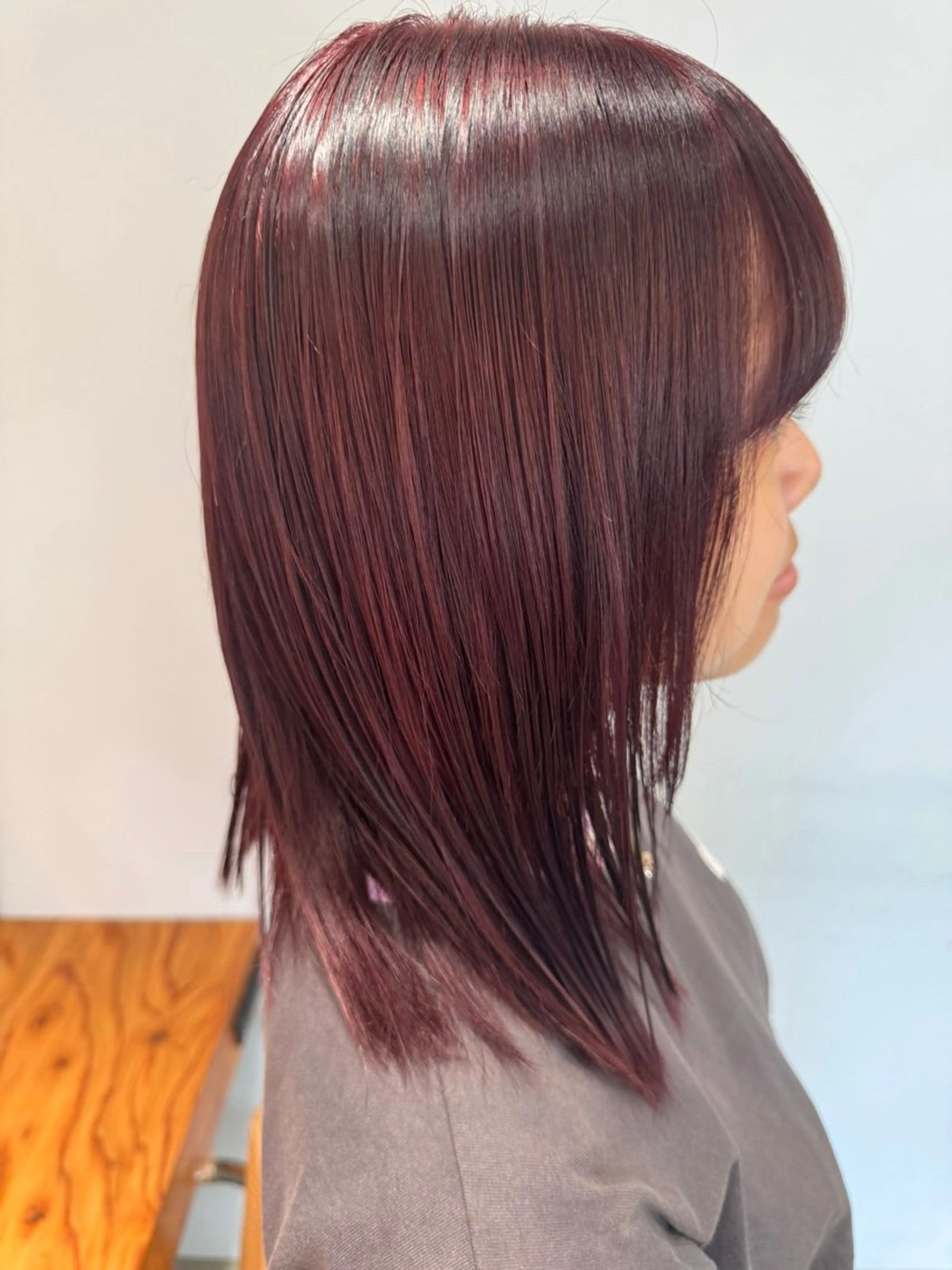 セミロング カラー ヘアカラー ROSTAR セイゴのヘアスタイル