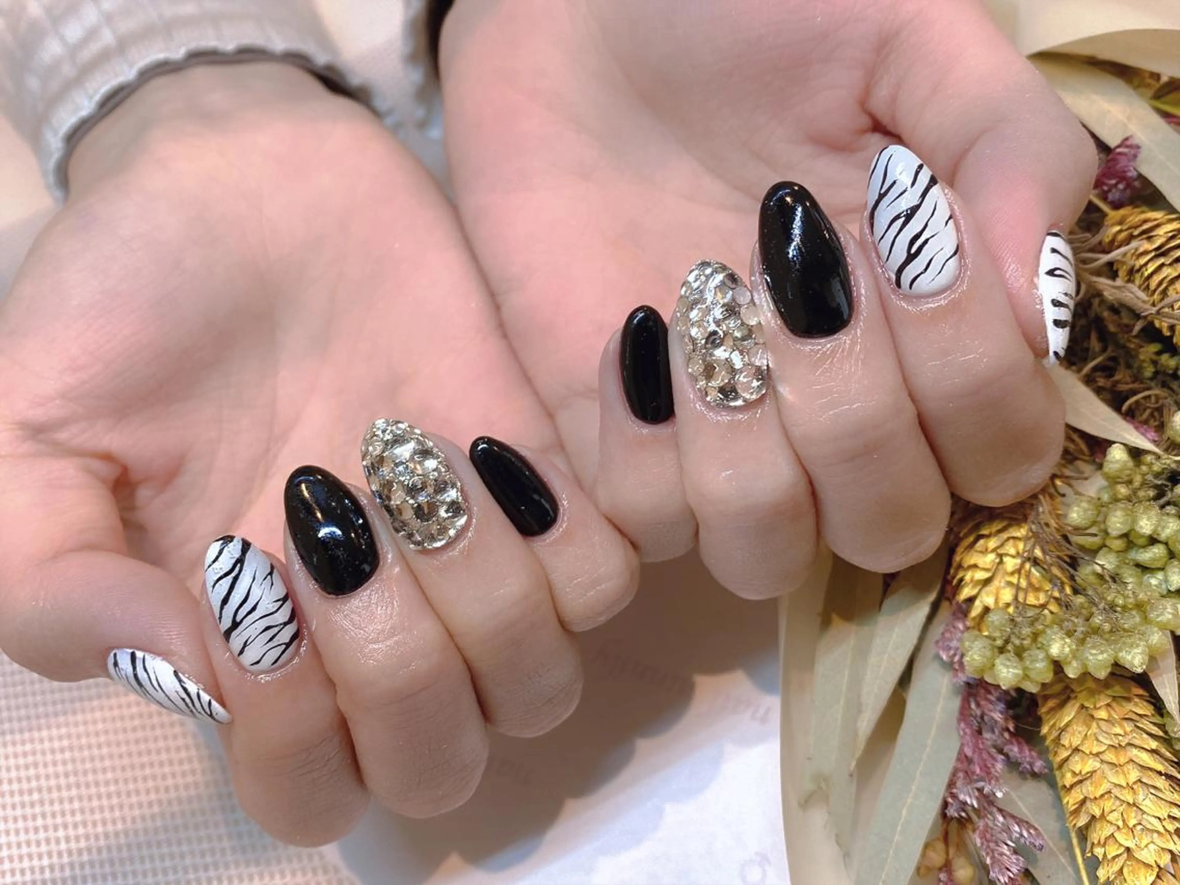 ネイル エムズ エムズのマツエク・マツパデザイン