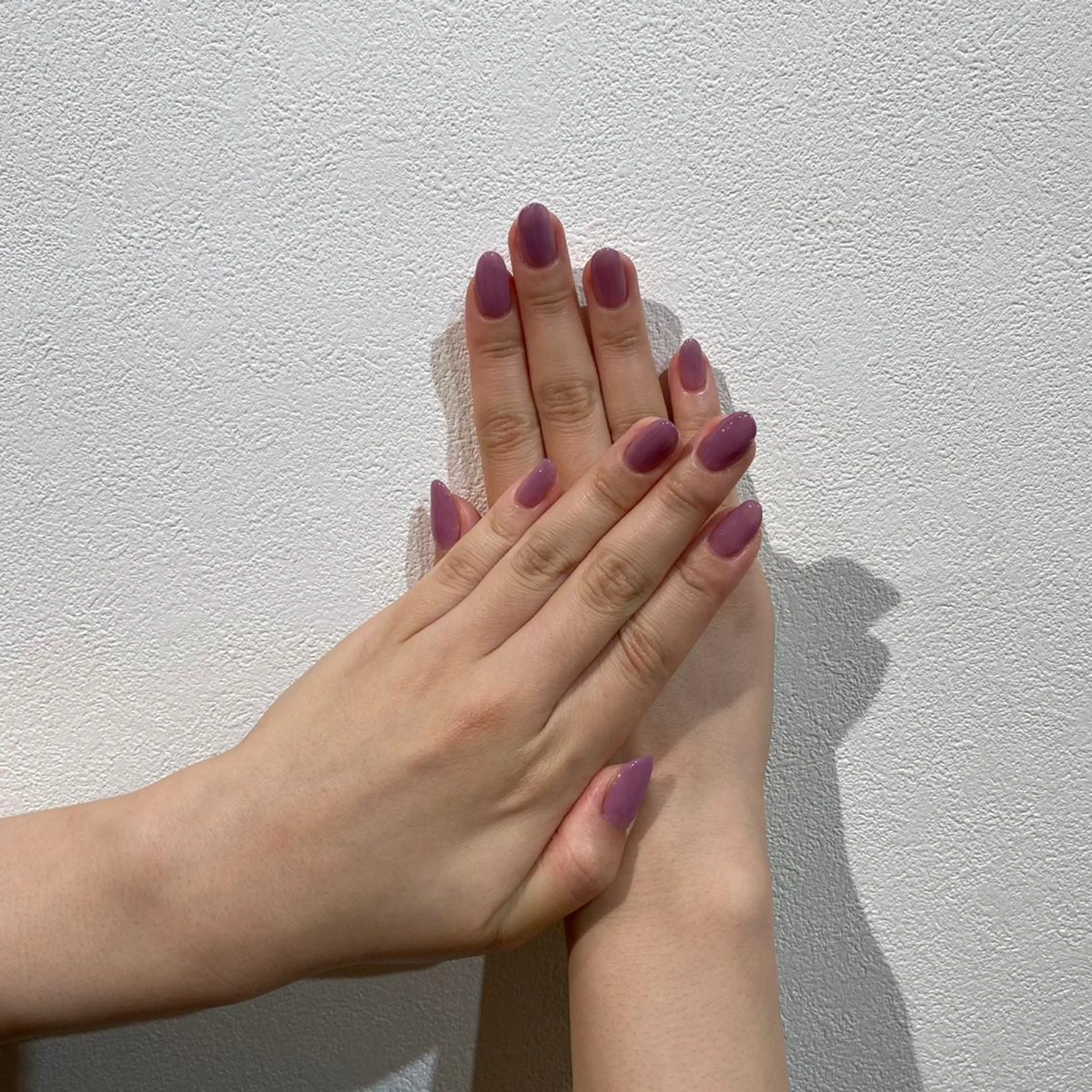 ネイル 暖色ｶﾗｰ/ﾚｲﾔｰ ｶｯﾄ/Yunaのヘアスタイル