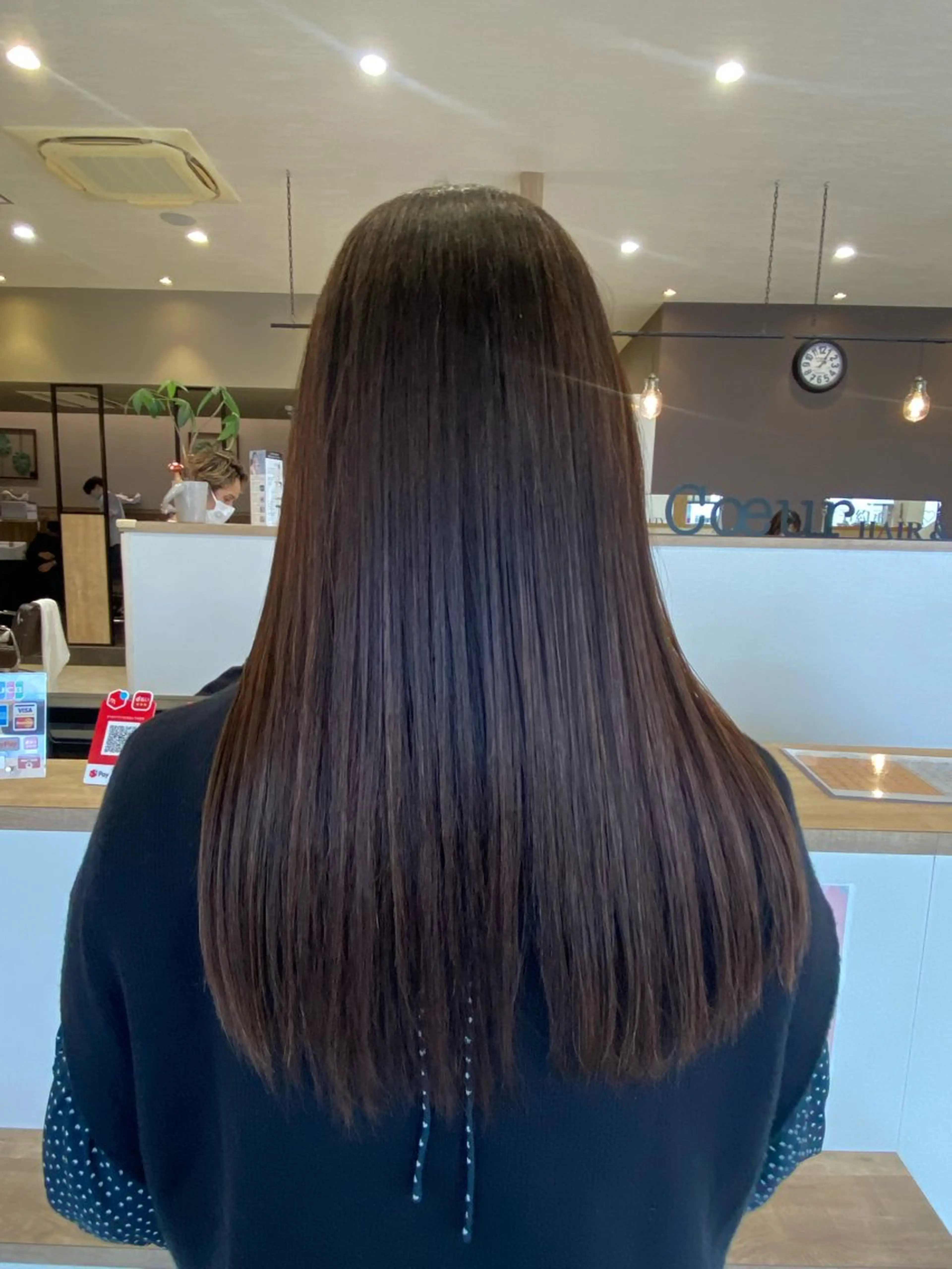 ロング 内山 亜紀のヘアスタイル