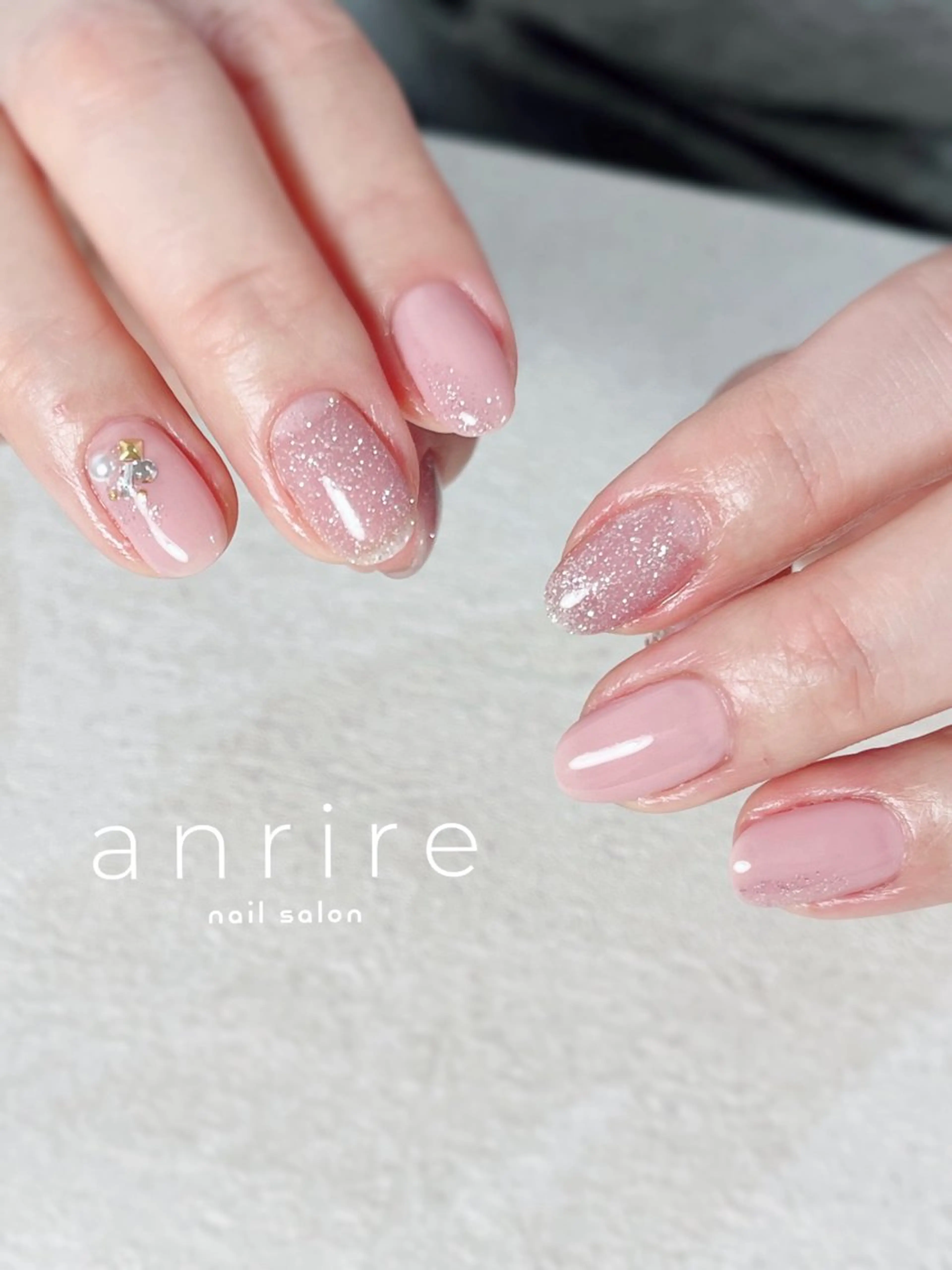 ネイル フラッシュネイル ジェルネイル キラキラネイル パラジェル ピンク ハンドネイル nailsalon anrireのネイルデザイン