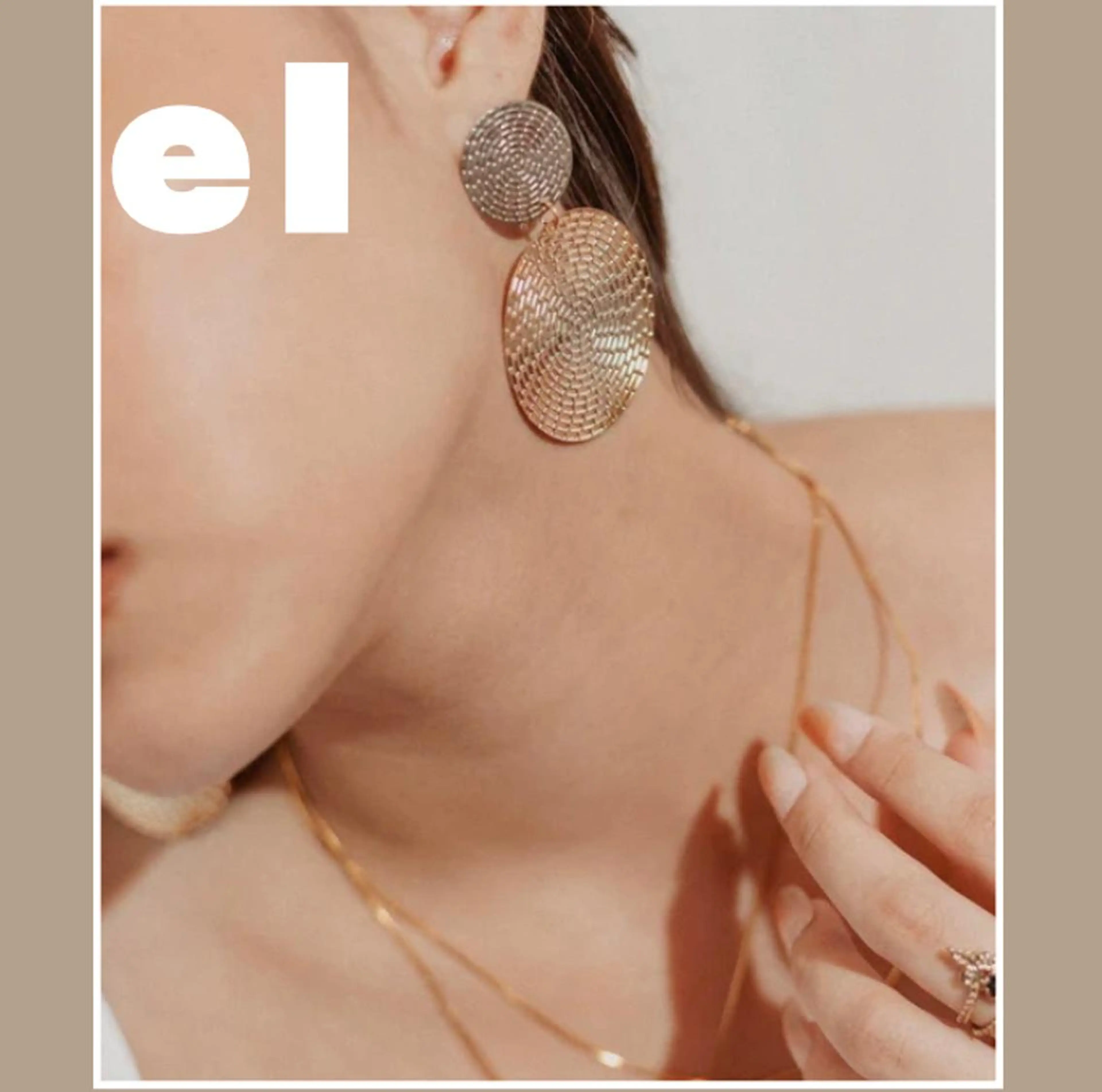 elu ：nail＆eyeのネイルデザイン