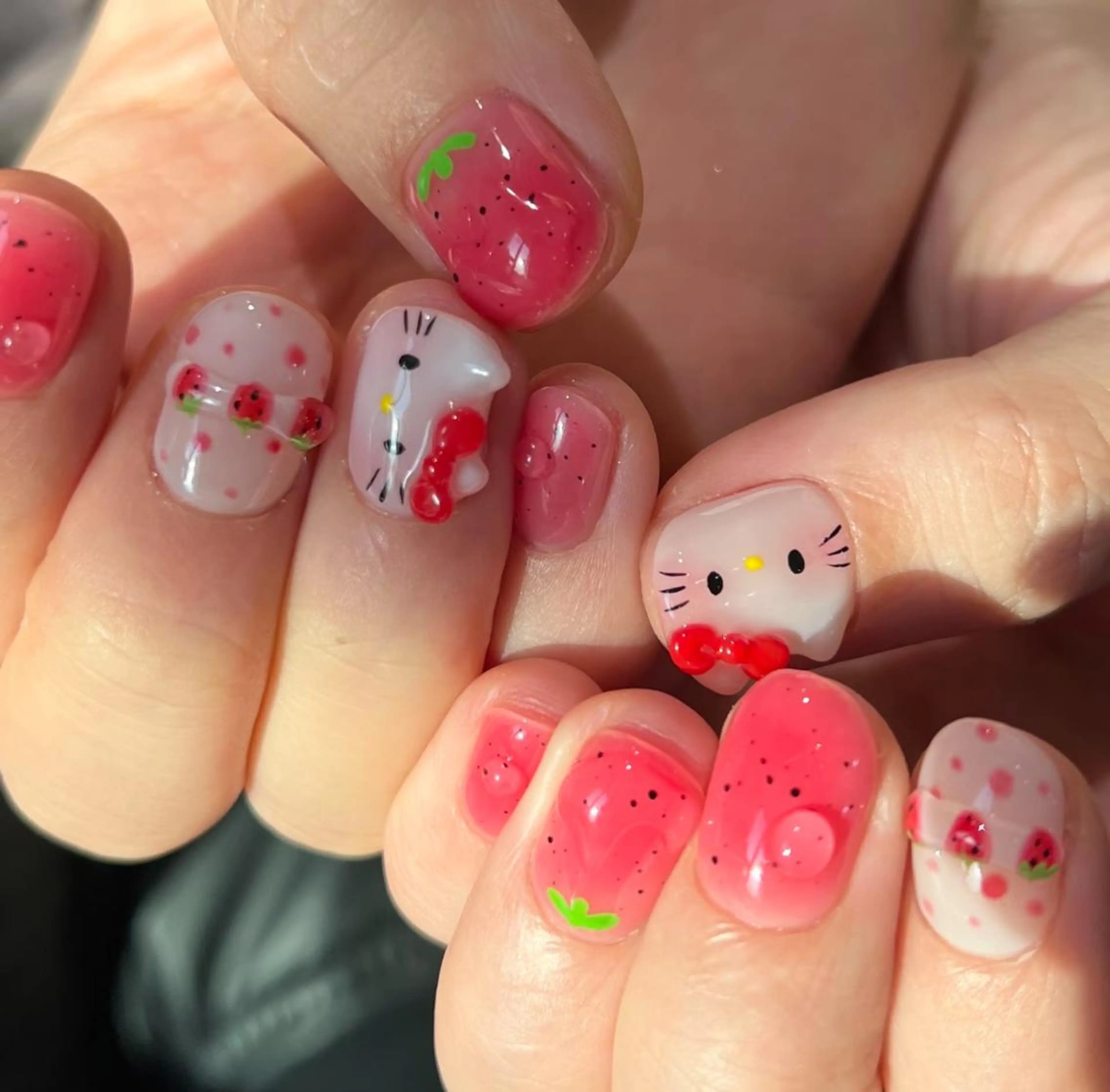 ネイル ハンドネイル ハンドケア 🍑 momo_nailのネイルデザイン