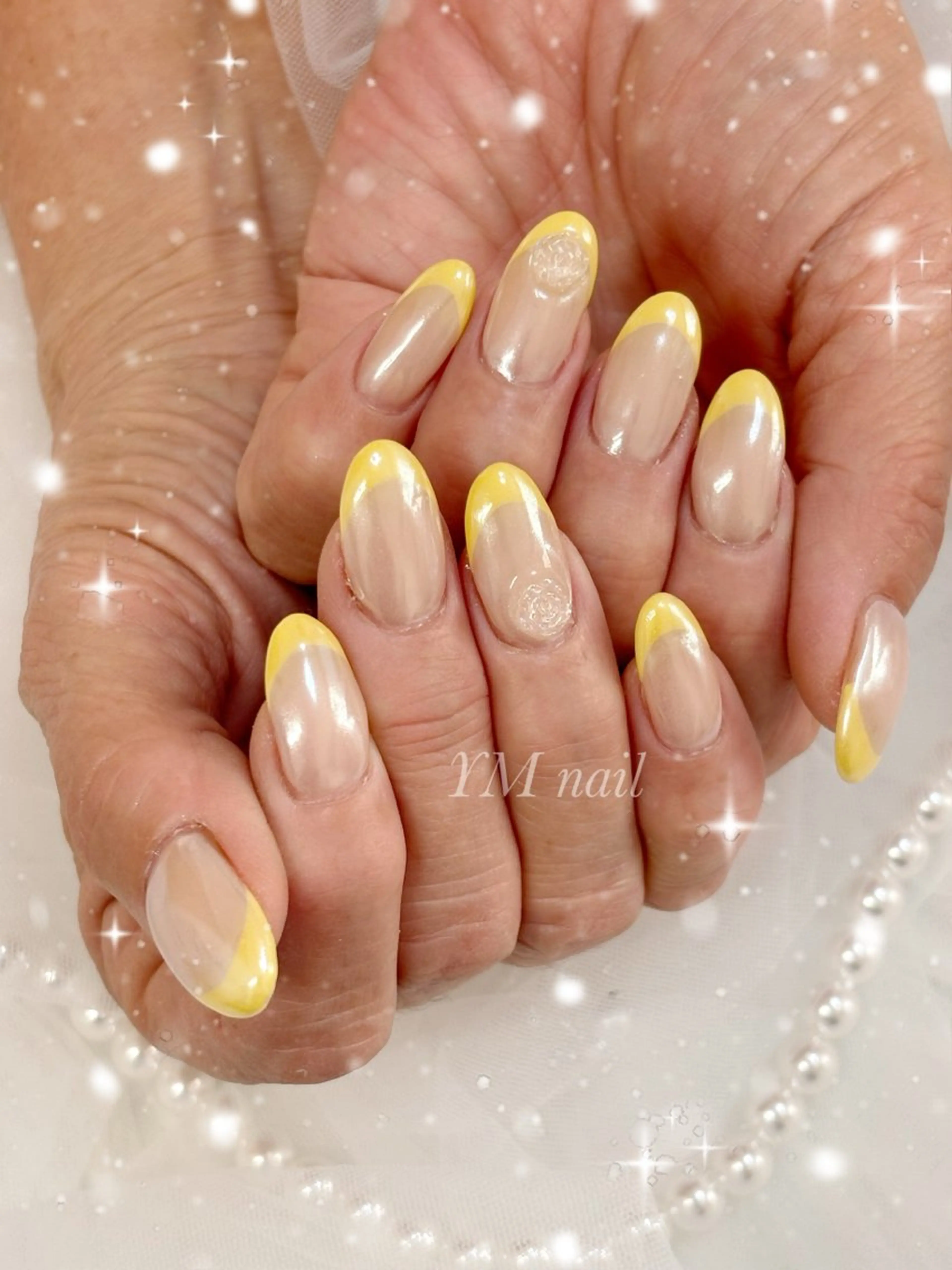 ネイル フレンチネイル ミラーネイル 春ネイル 黄色 ハンドネイル YM nailのネイルデザイン