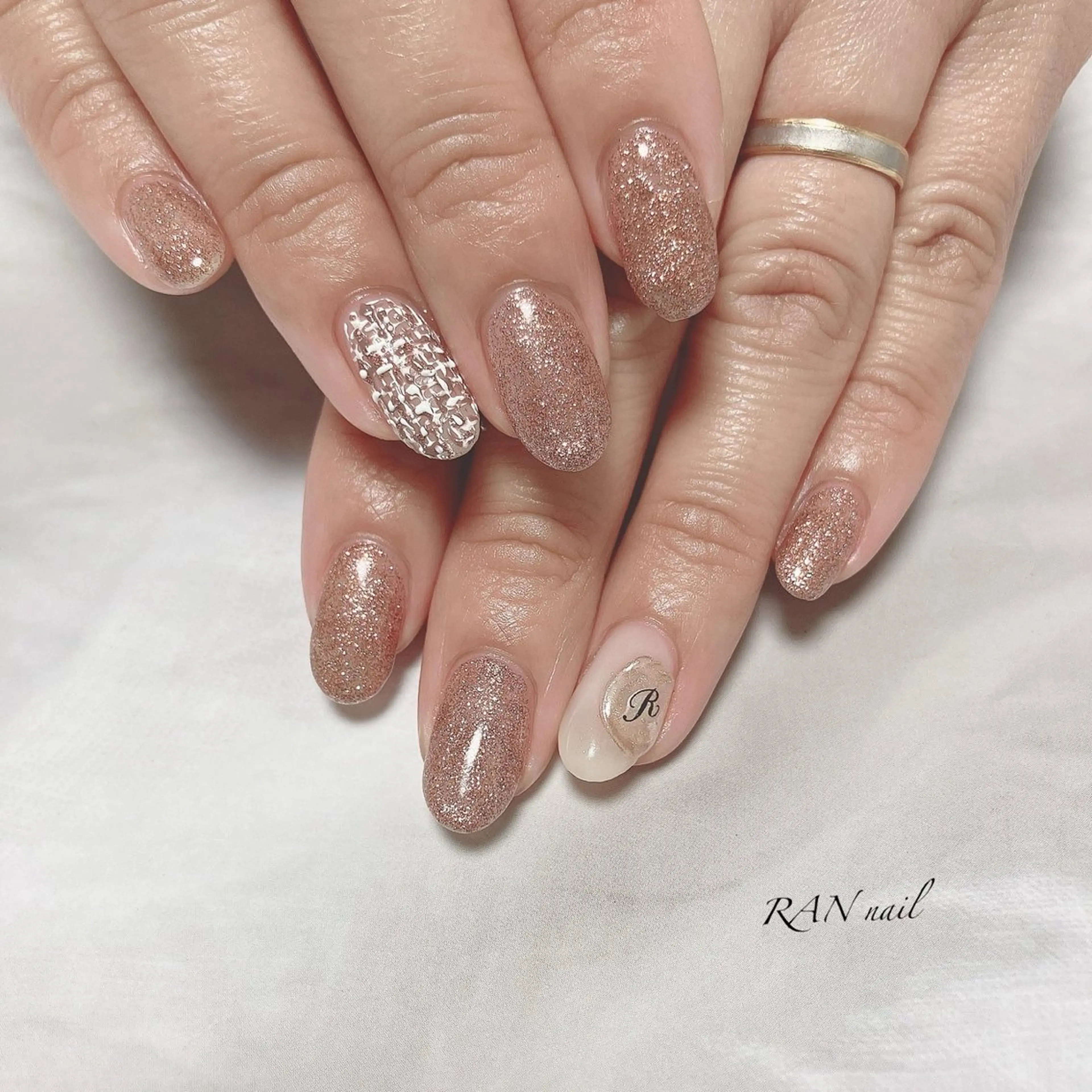 ネイル ブラウン キラキラネイル ラメ(グリッター) ツイードネイル バレンタイン ハンドネイル フットネイル RAN nailのネイルデザイン