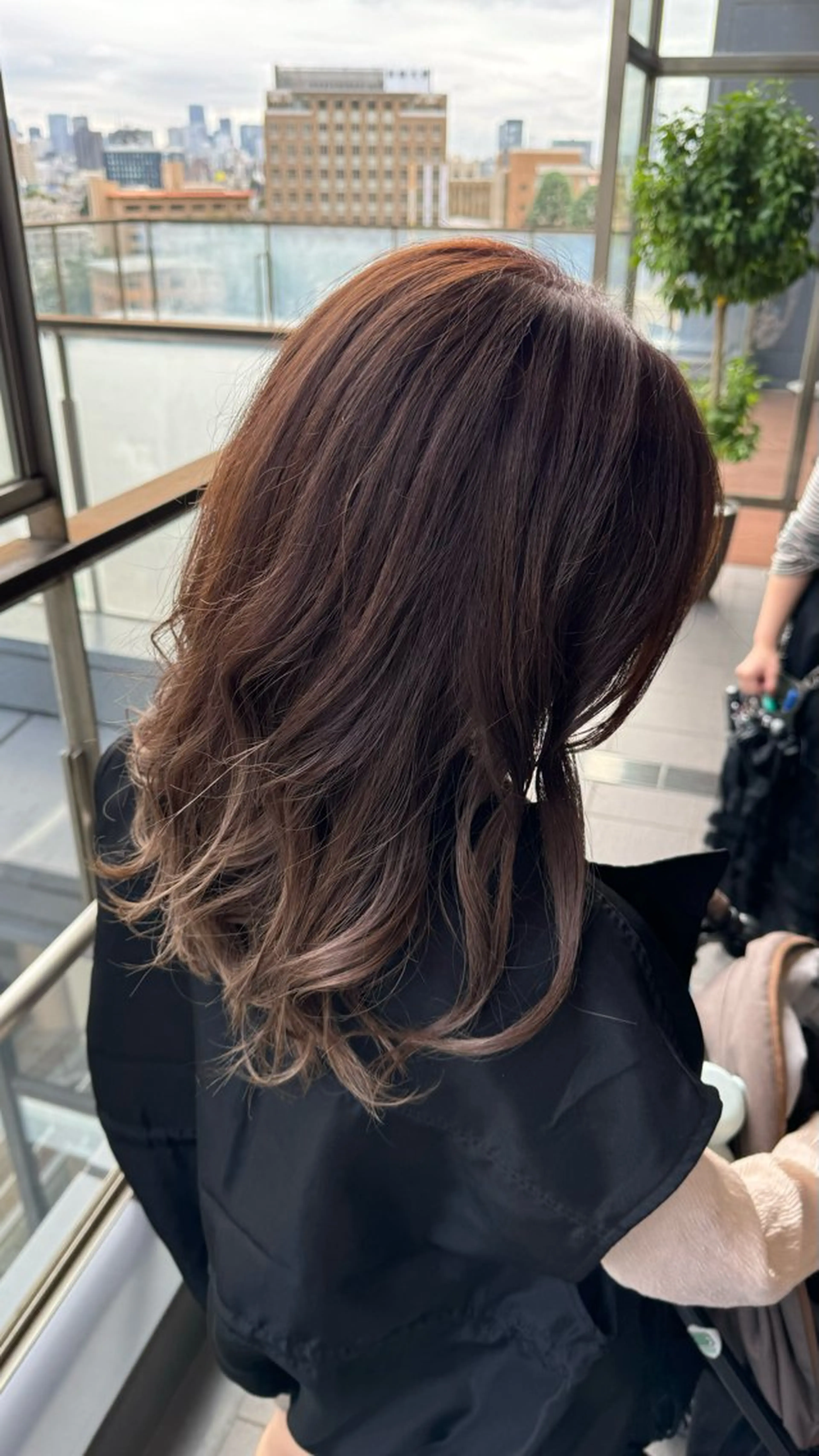 セミロング カット ヘアカラー トリートメント ボブ/パーマ/レイ ヤー/新宿/KOKIのヘアスタイル