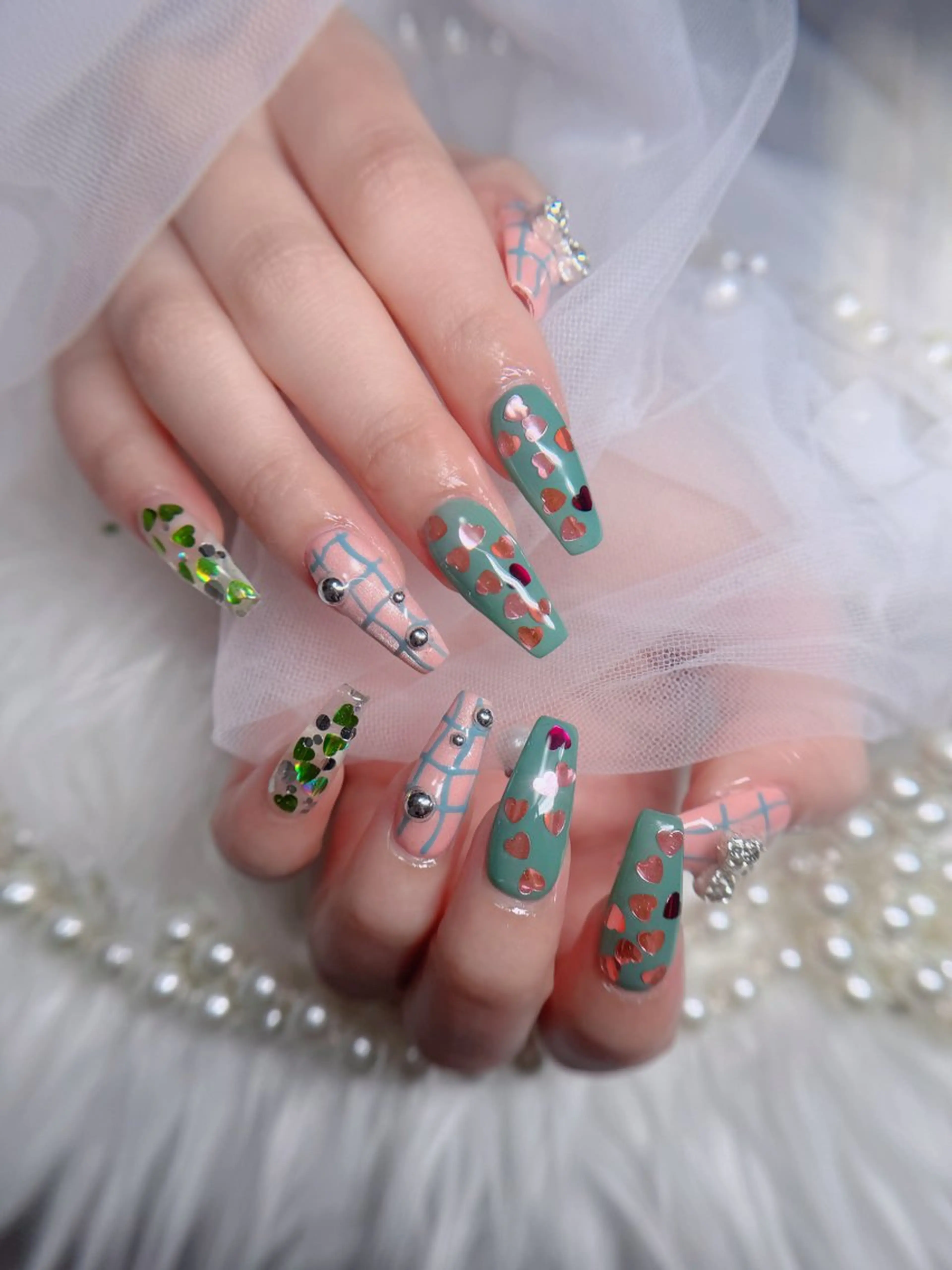 ネイル フレンチネイル ジェルネイル ハロウィン 韓国ネイル マグネットネイル ハンドネイル Hbaby nailのネイルデザイン