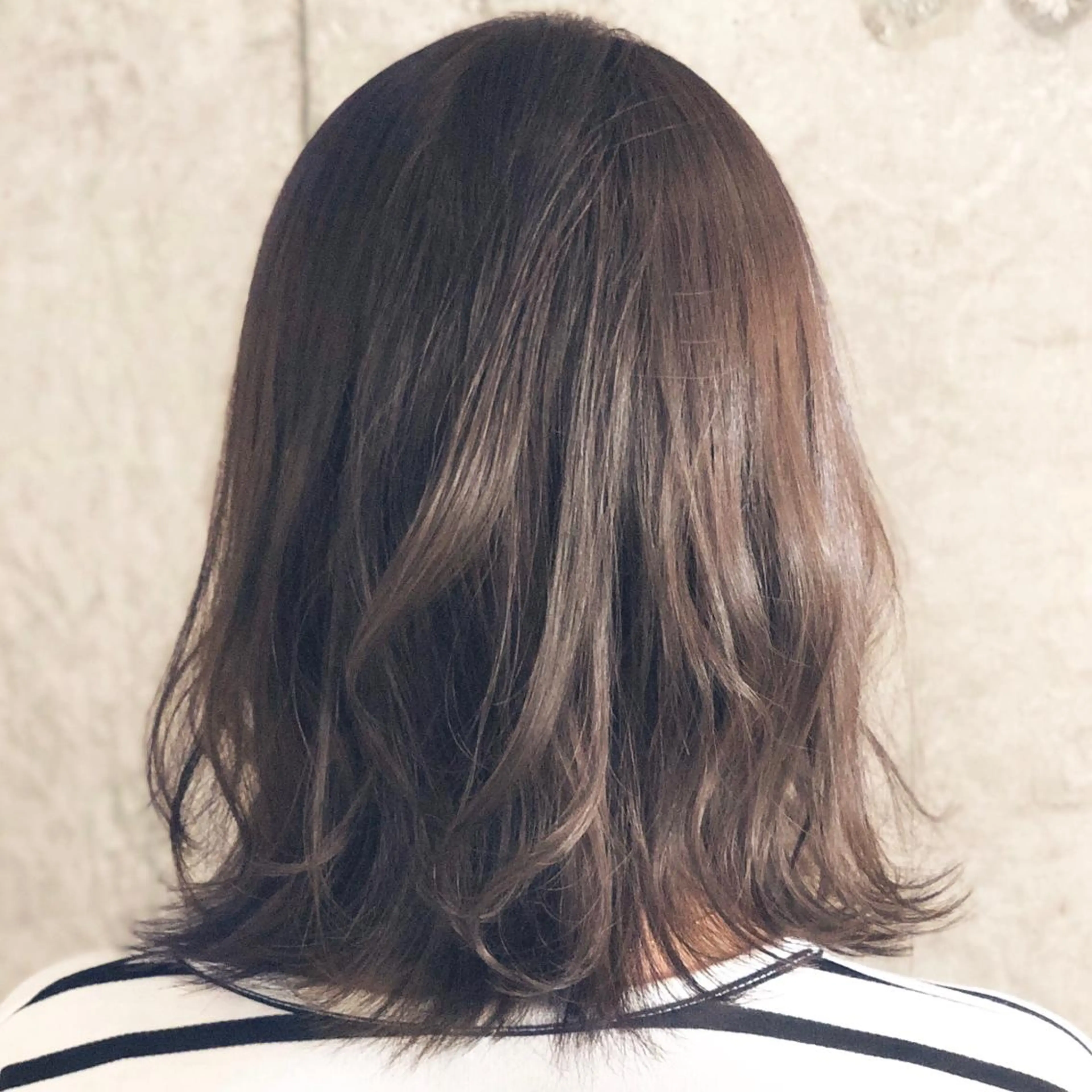 ミディアム カラー パーマ グレージュ 圧倒的な質感🧡 髪質改善/丸山晴菜のヘアスタイル