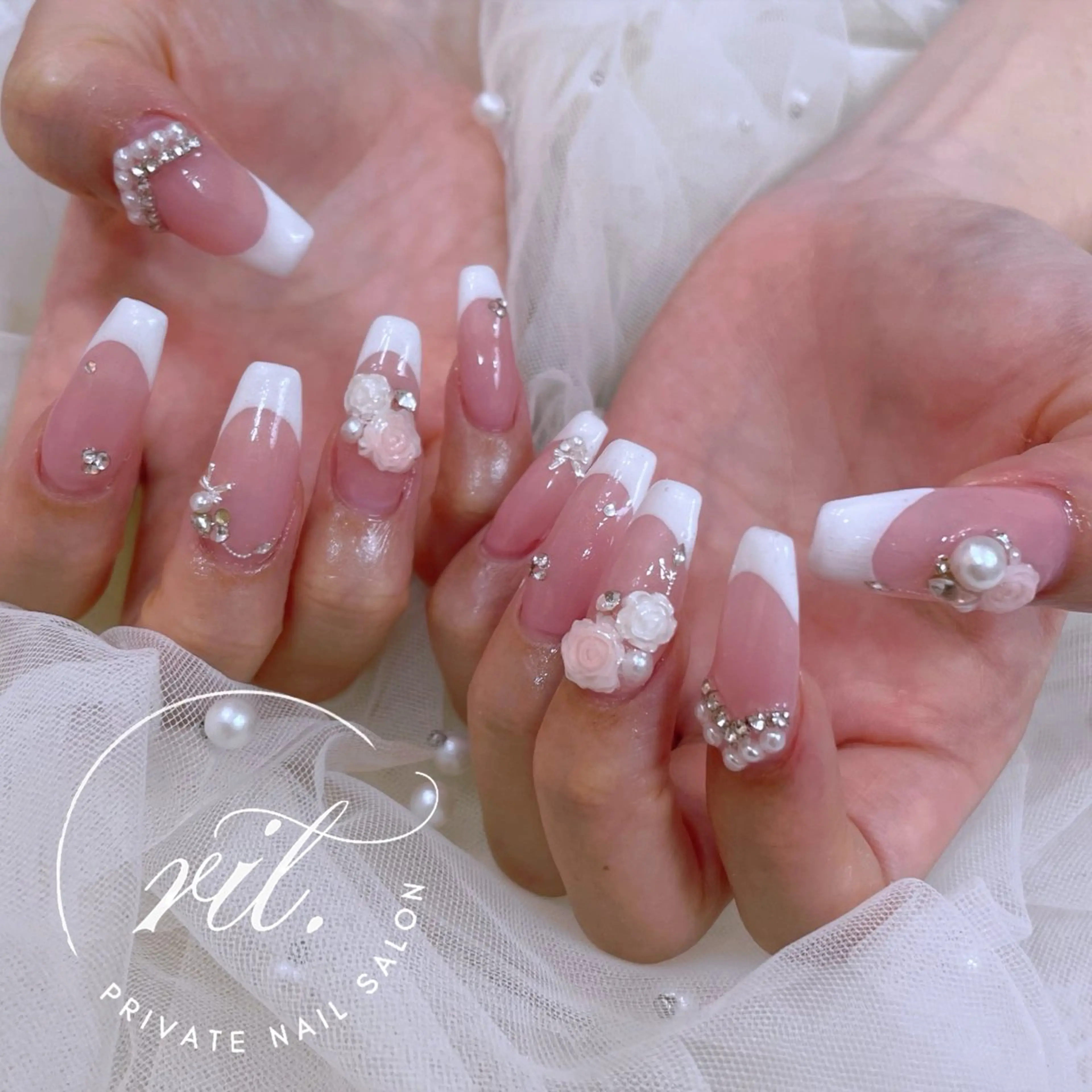 ネイル フレンチネイル 韓国ネイル ワンホンネイル ハンドネイル rit. _リットのネイルデザイン