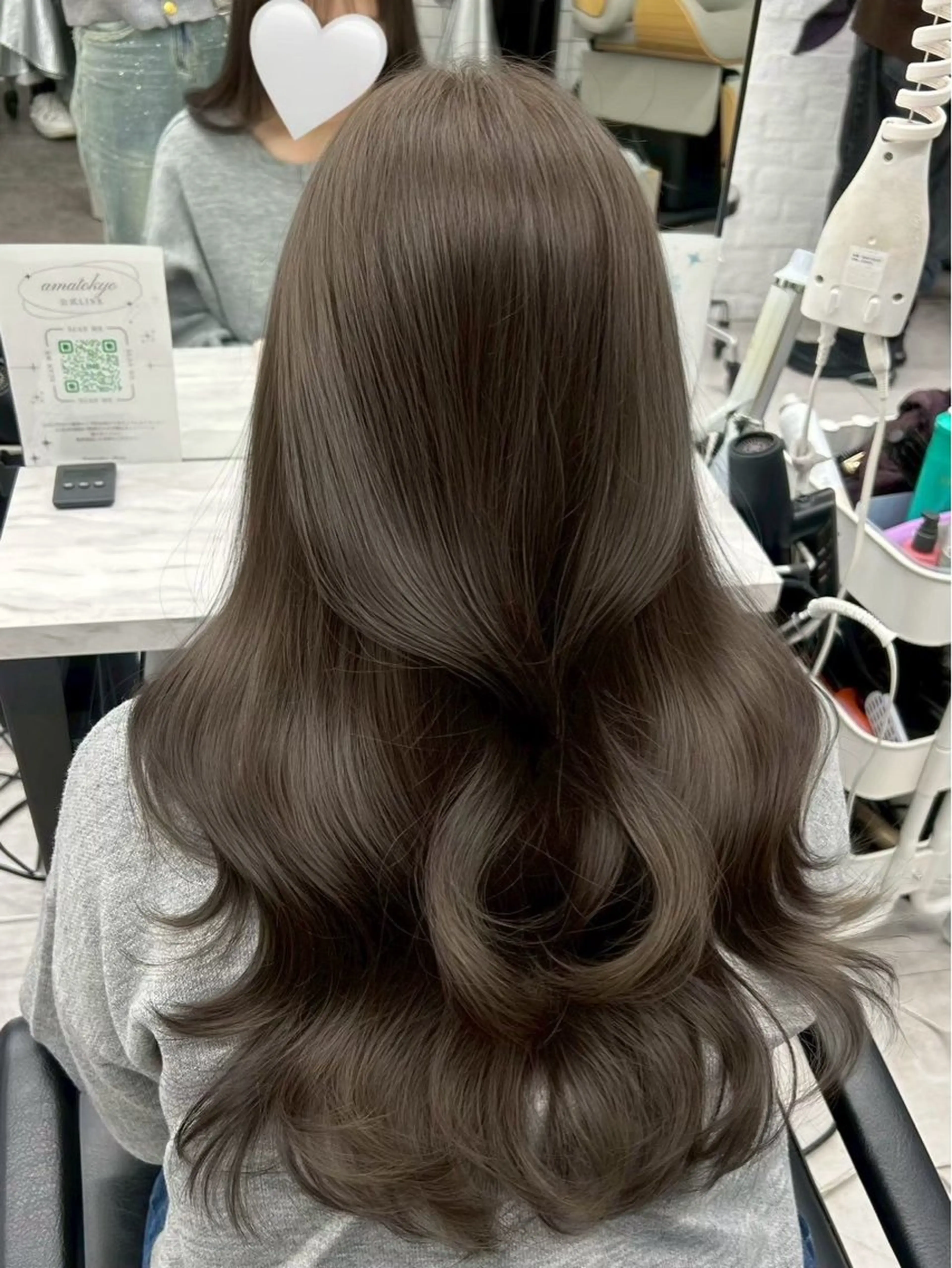 ロング カラー 透明感カラー 顔まわりレイヤー 顔周りカット ハッシュカット 髪質改善 ヘアカラー トリートメント 柴田 颯のヘアスタイル