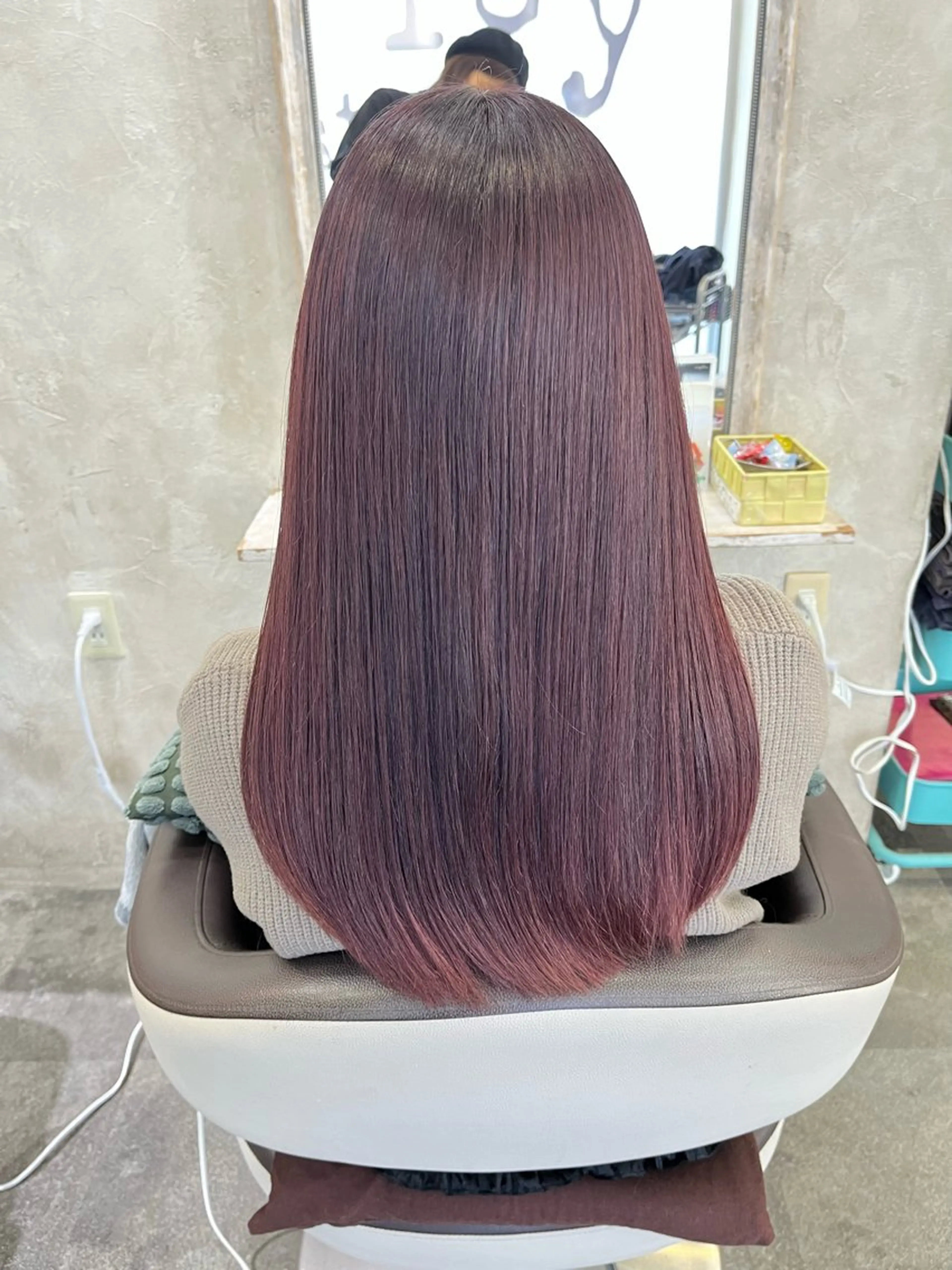 ロング ヘアカラー Atelier 大内のヘアスタイル