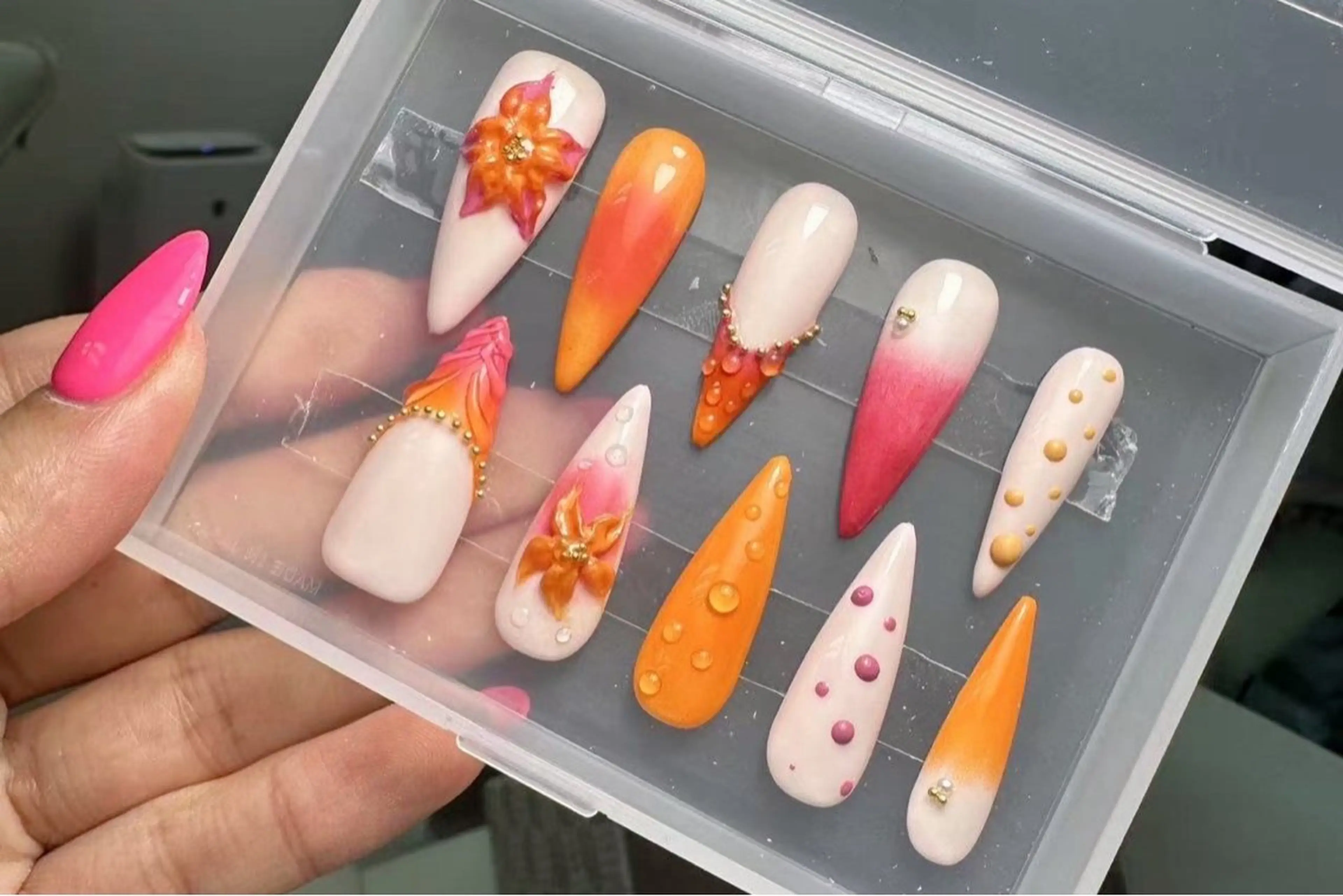 ネイル lucky nail 歌舞伎町のネイルデザイン