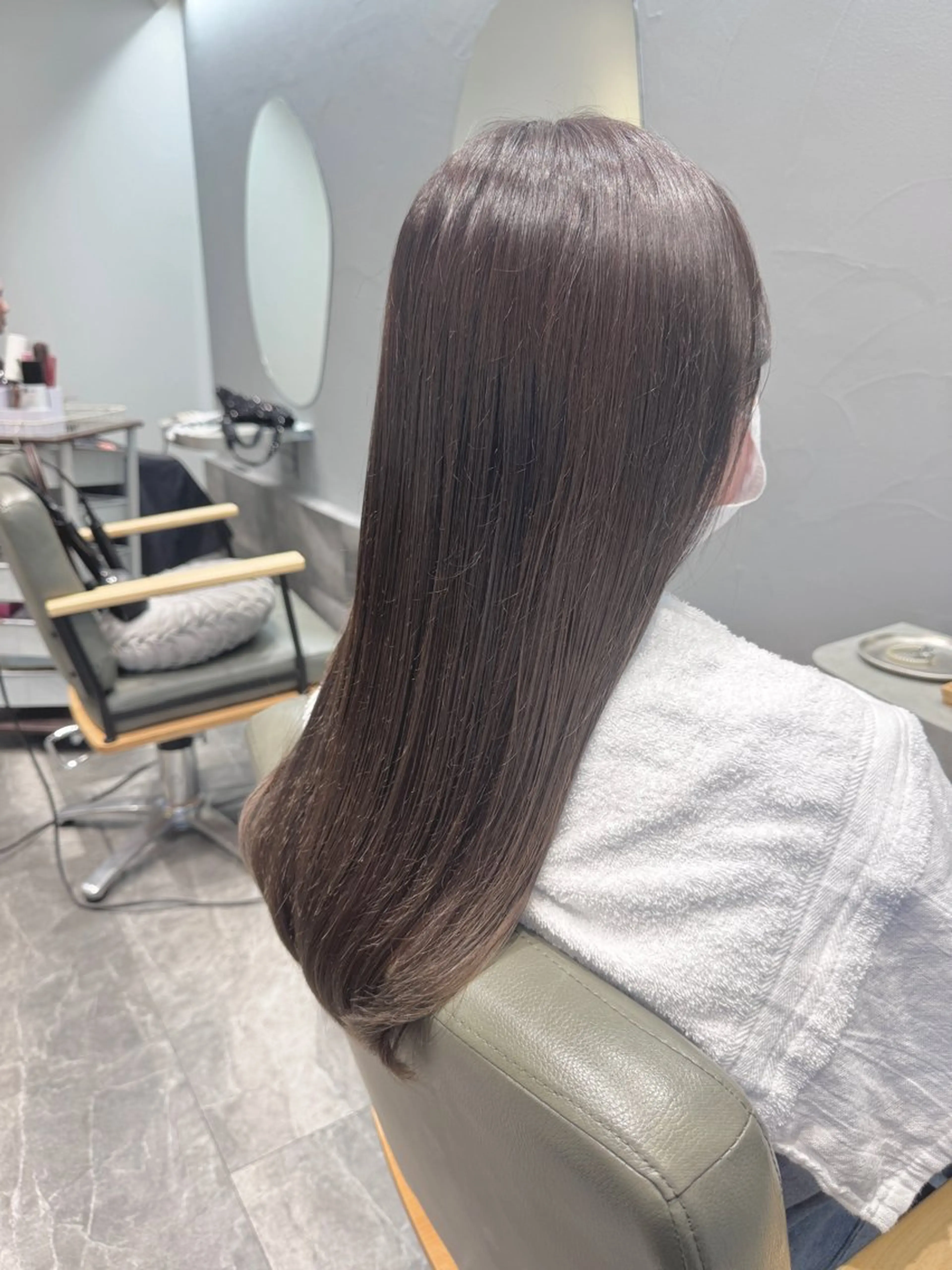 ロング ヘアカラー トリートメント ヘッドスパ 吉田 空 （POANA.）のヘアスタイル