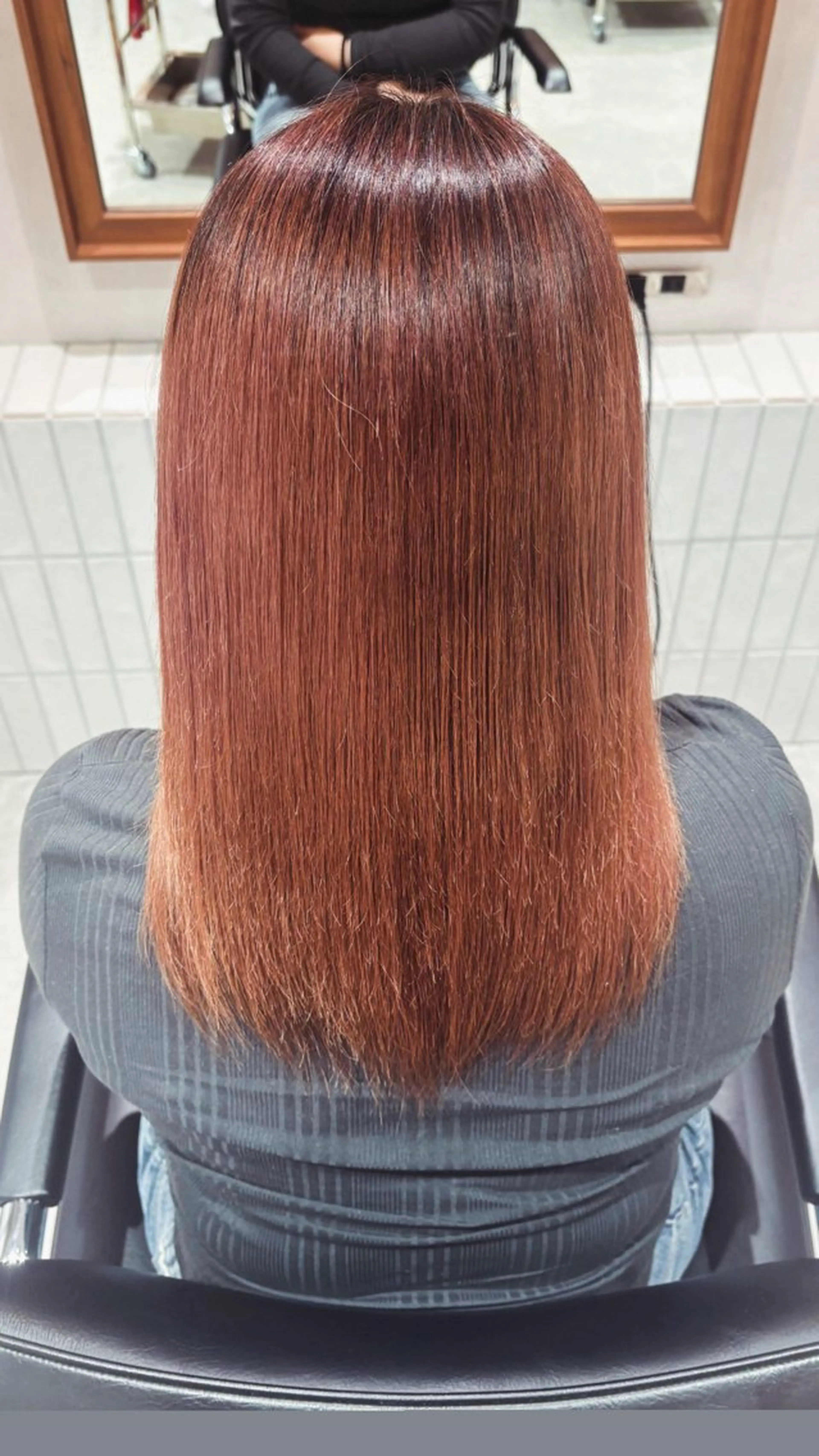 セミロング トリートメント SANO YUIのヘアスタイル