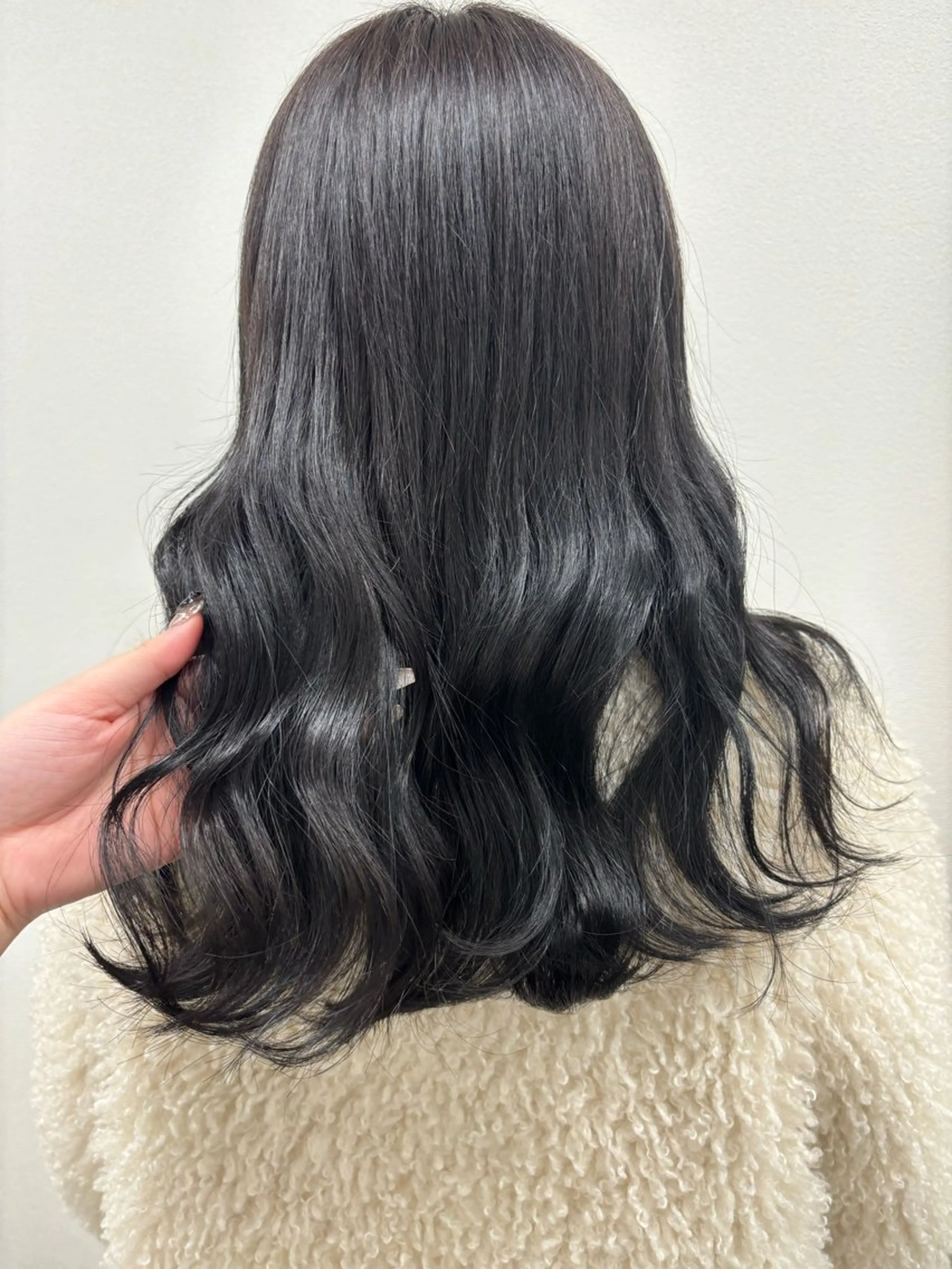 セミロング カラー トレンドカラー🎀 miku🪞🩰のヘアスタイル