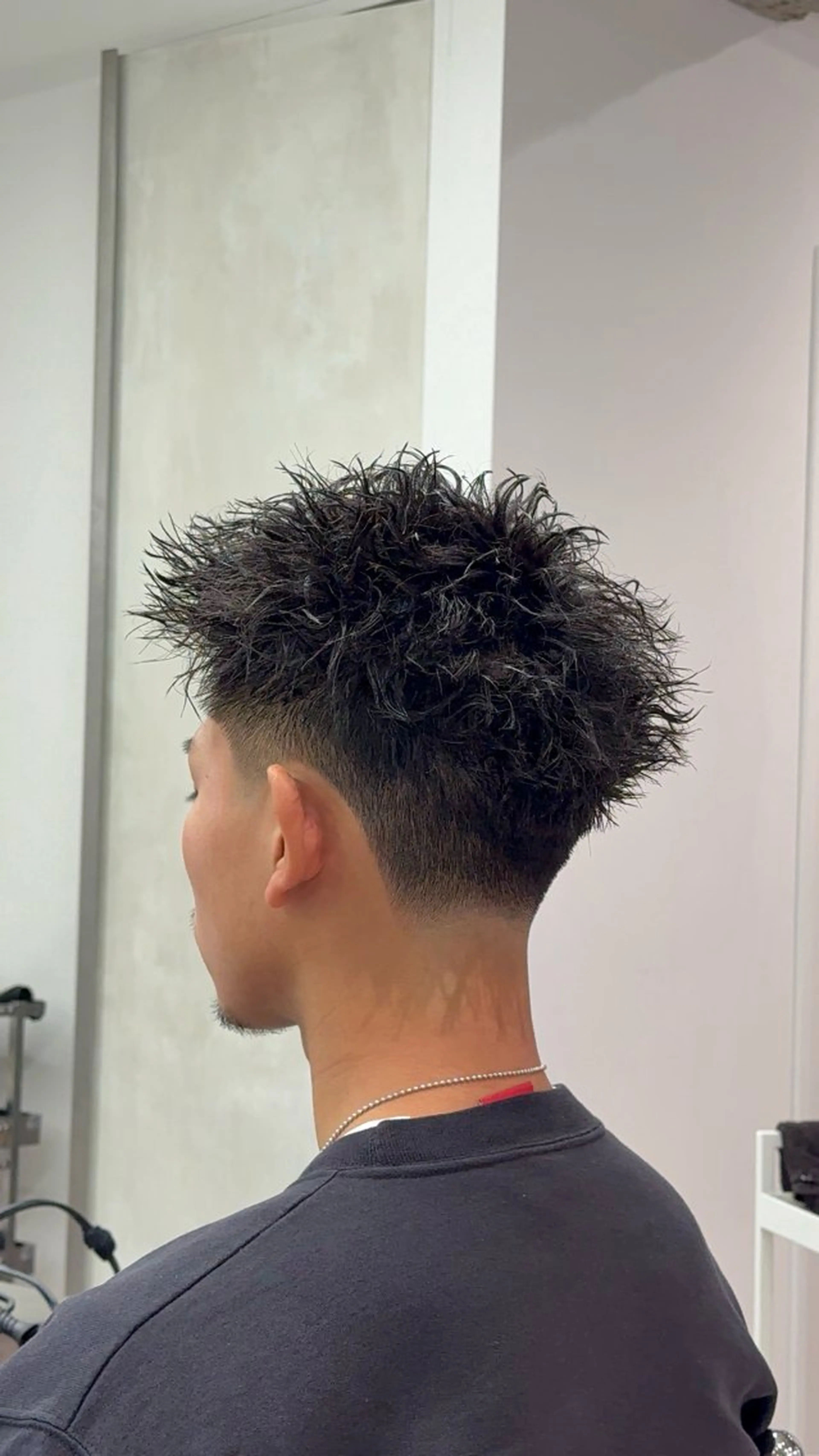 ショート パーマ メンズ フェードカット メンズパーマ カット パーマ トリートメント MEN’S SALON HAVANA所属・渋谷/フェード /メンズパーマ/千尋のヘアスタイル