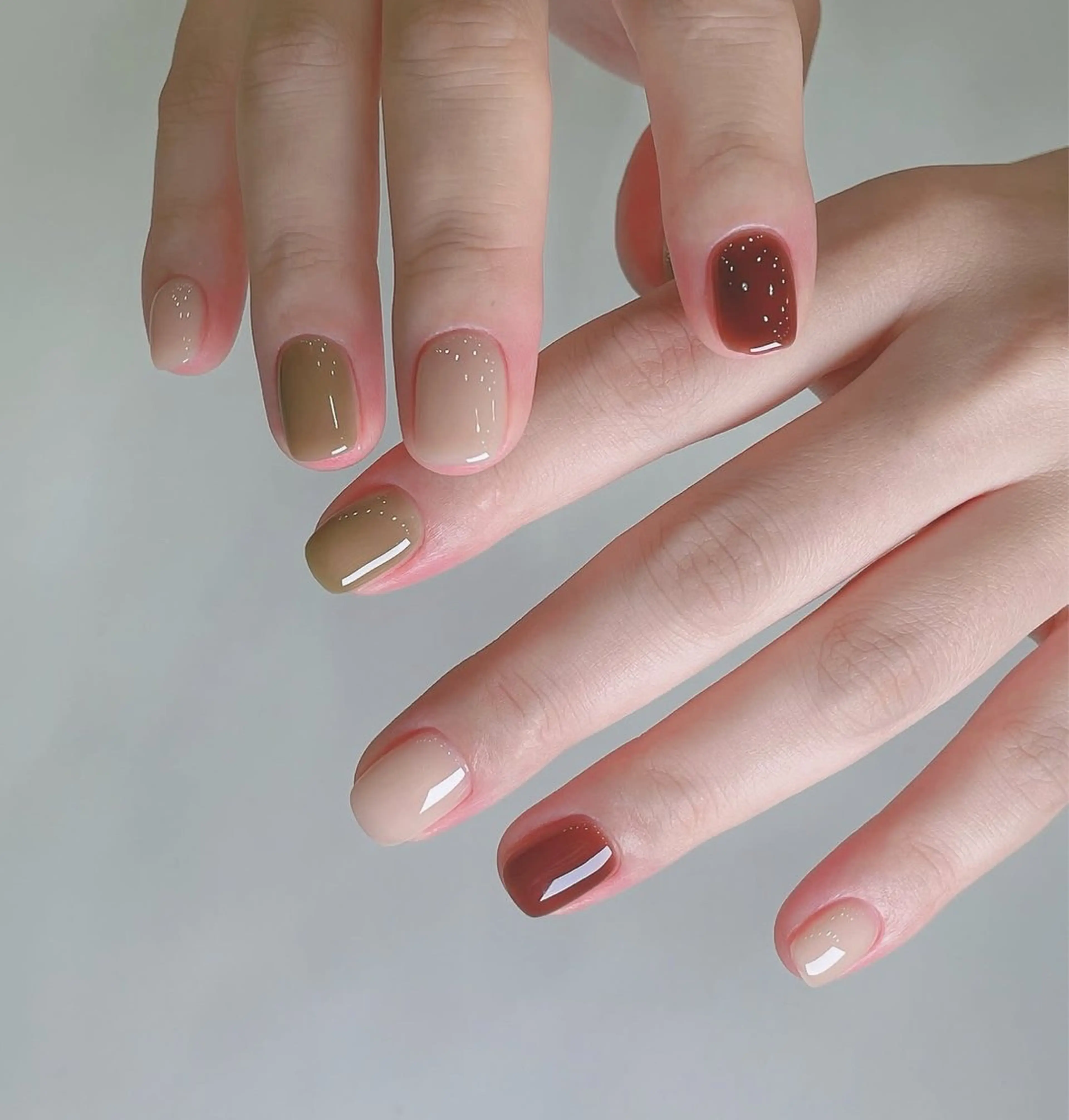 ネイル ハンドネイル 🎀PG🩵 ネイルサロンのネイルデザイン