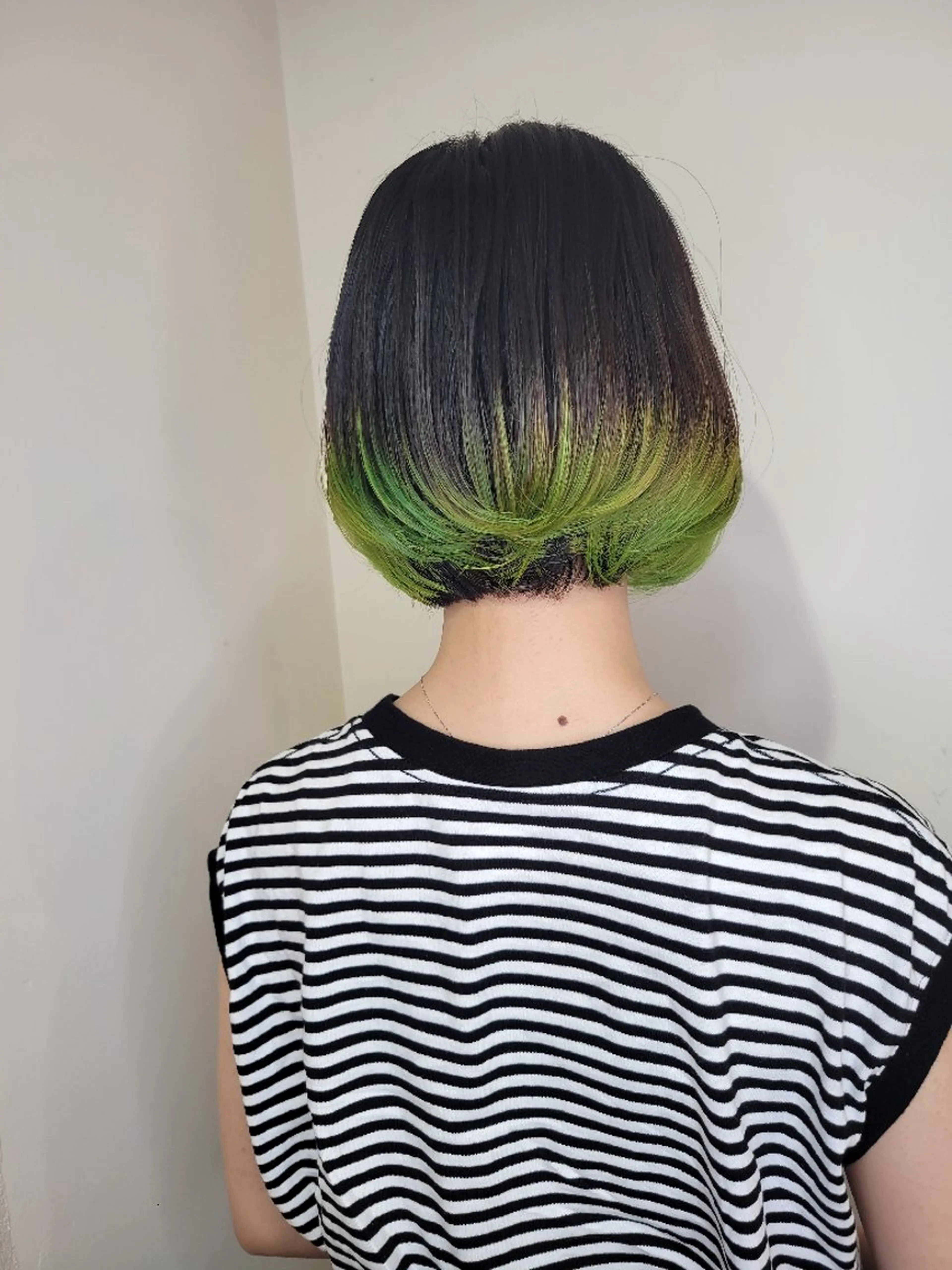 ショート カット ヘアカラー トリートメント 🇰🇷透明感×ハイ トーン🌟tomoのヘアスタイル