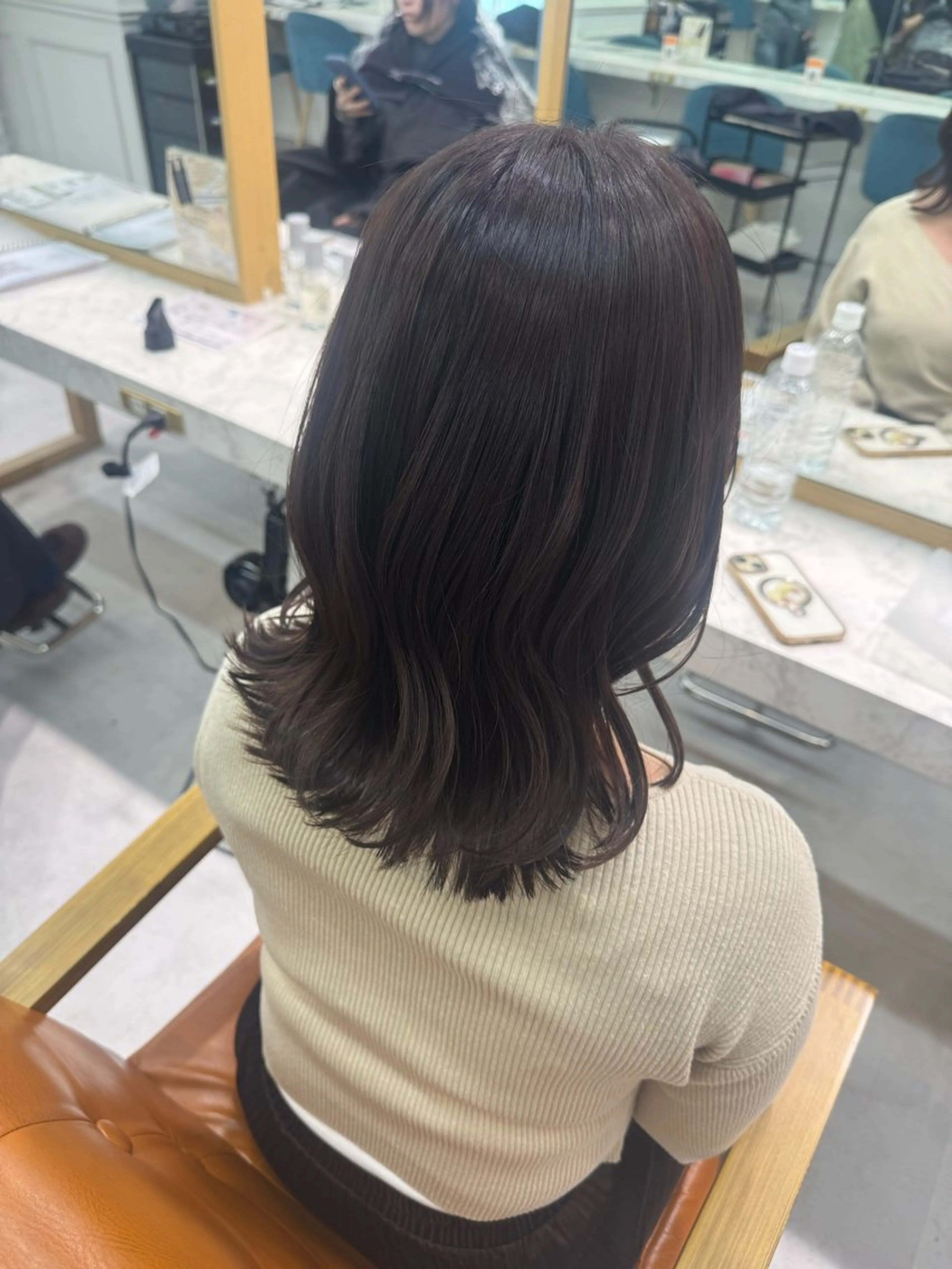 ミディアム ブリーチなしWカラー / 野中悠那のヘアスタイル