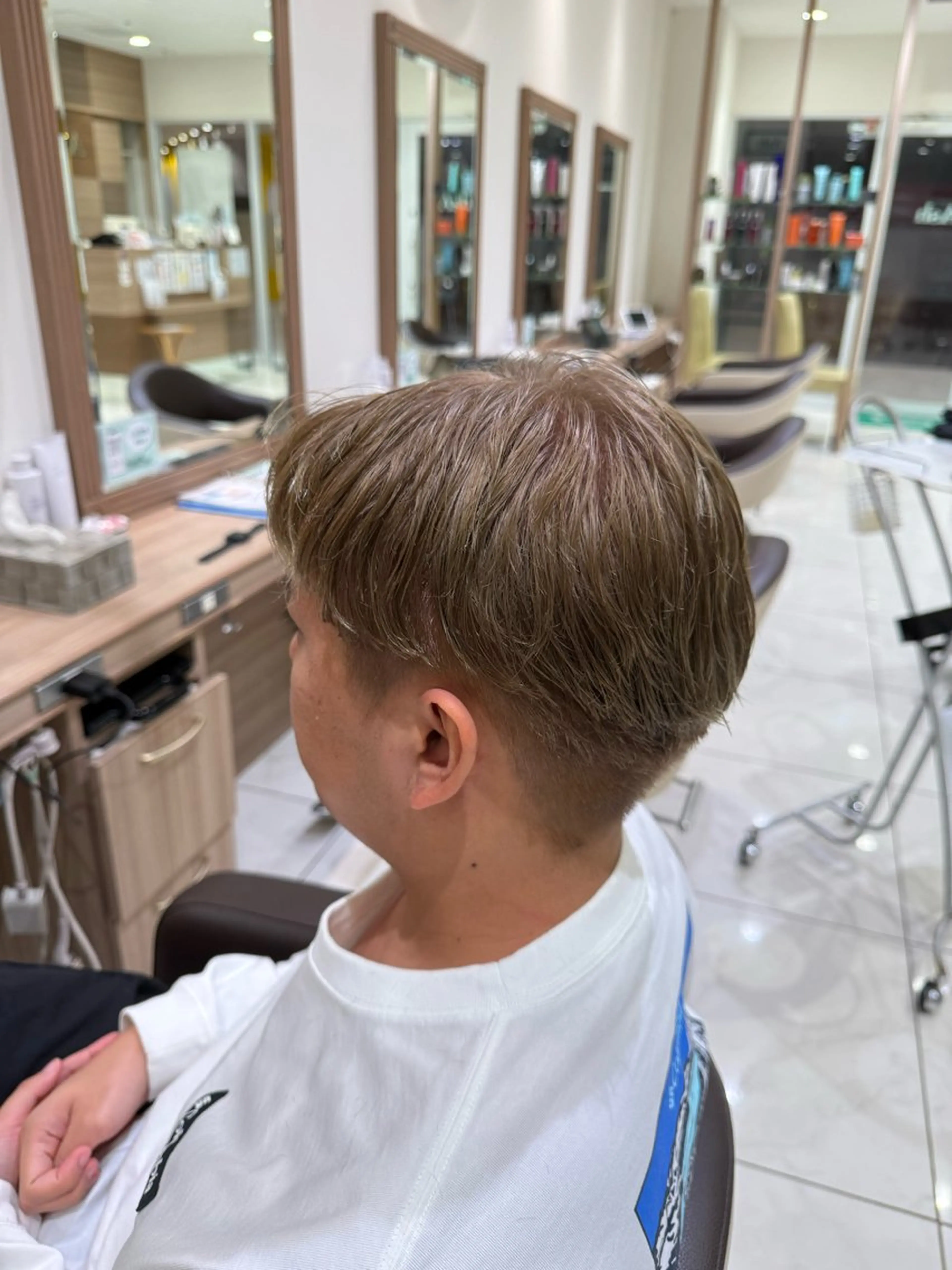 カラー メンズ ヘアカラー 玉村 愛李 【ash 津田沼店】のヘアスタイル