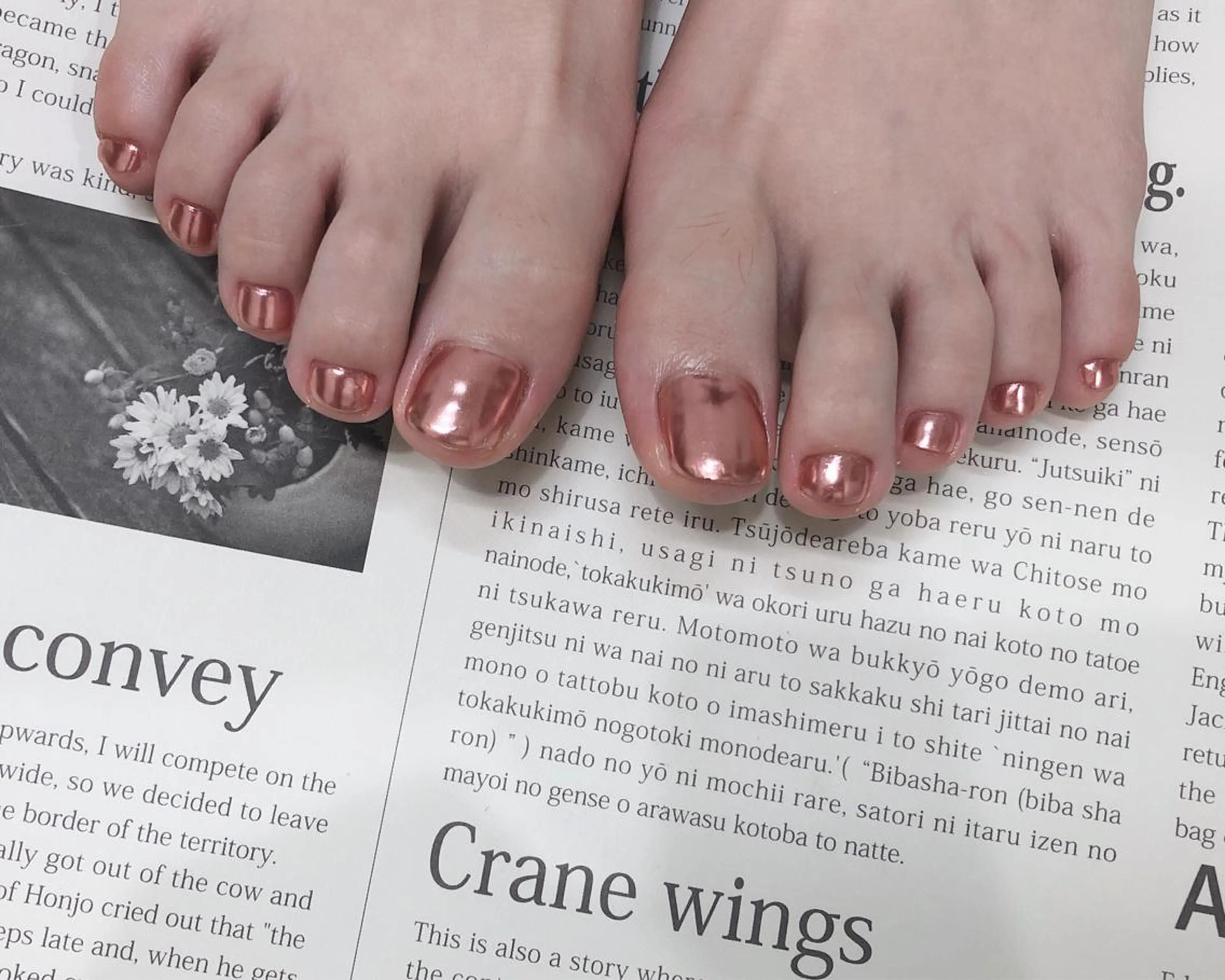 ネイル ミラーネイル ピンク フットネイル saki_ nail heronのネイルデザイン