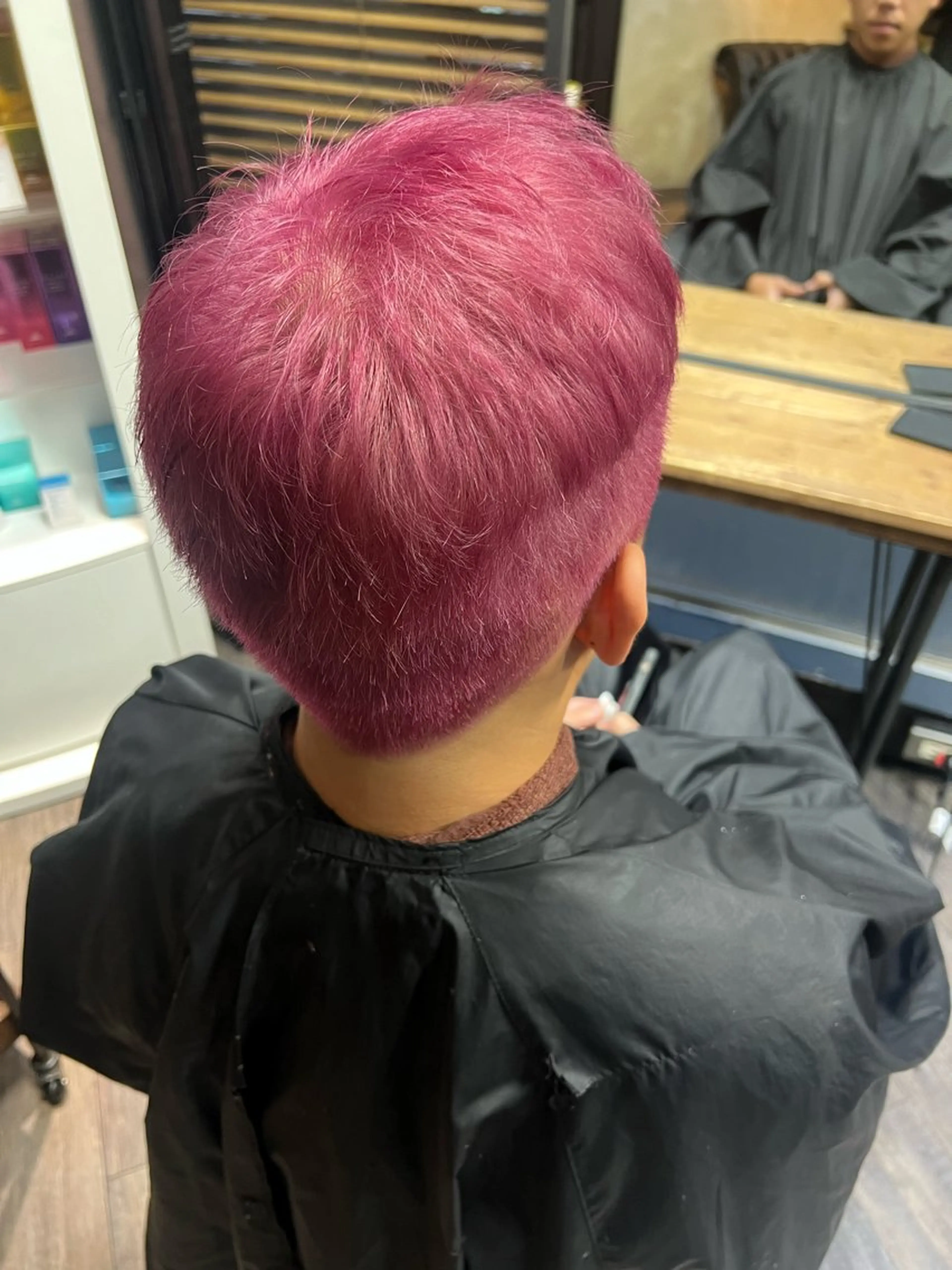 ショート カラー メンズ メンズブリーチ ブリーチ カットカラー縮毛 モデル募集/鈴木のヘアスタイル