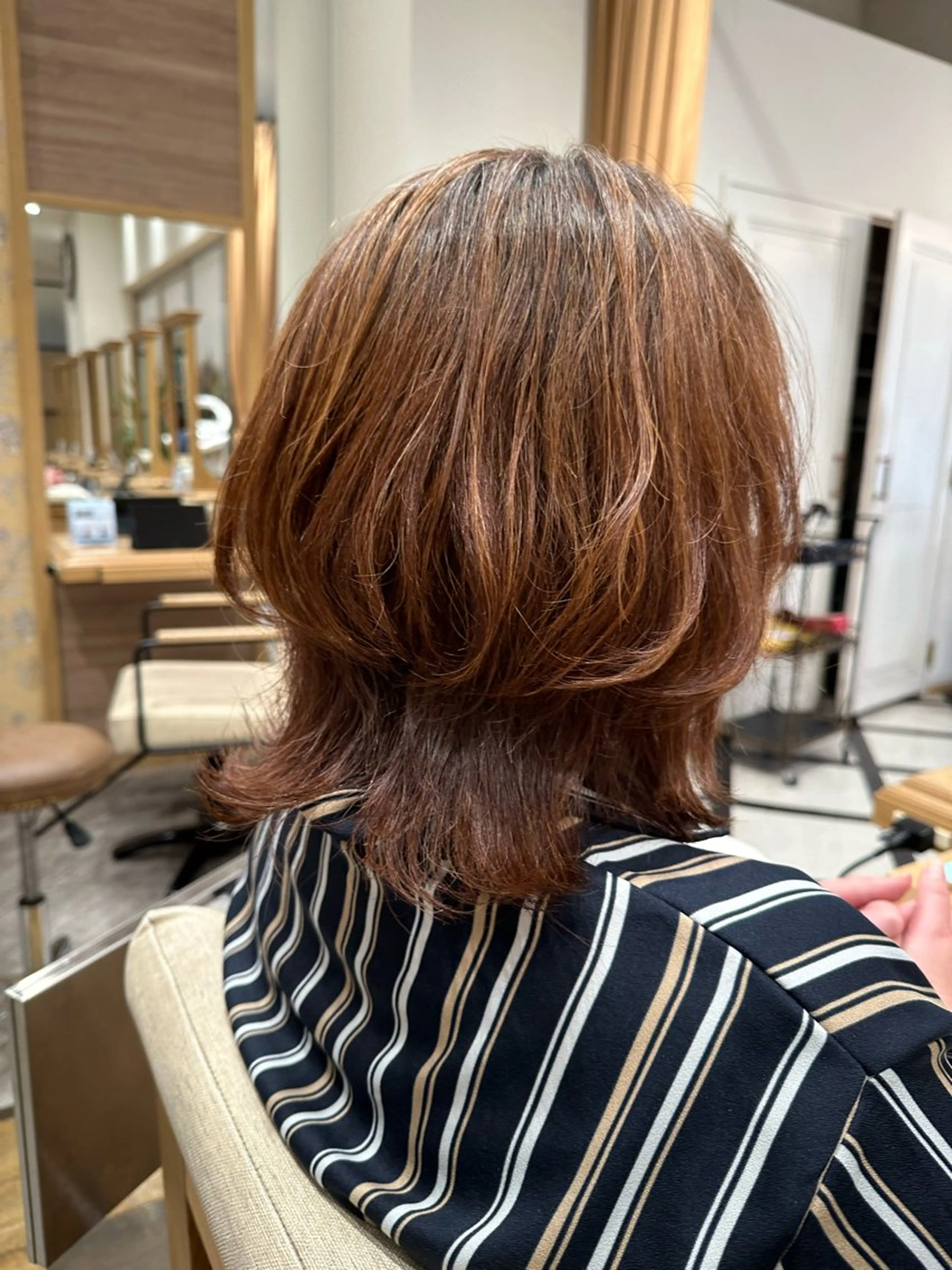 ミディアム レイヤーカット ウルフカット 田中 大心のヘアスタイル